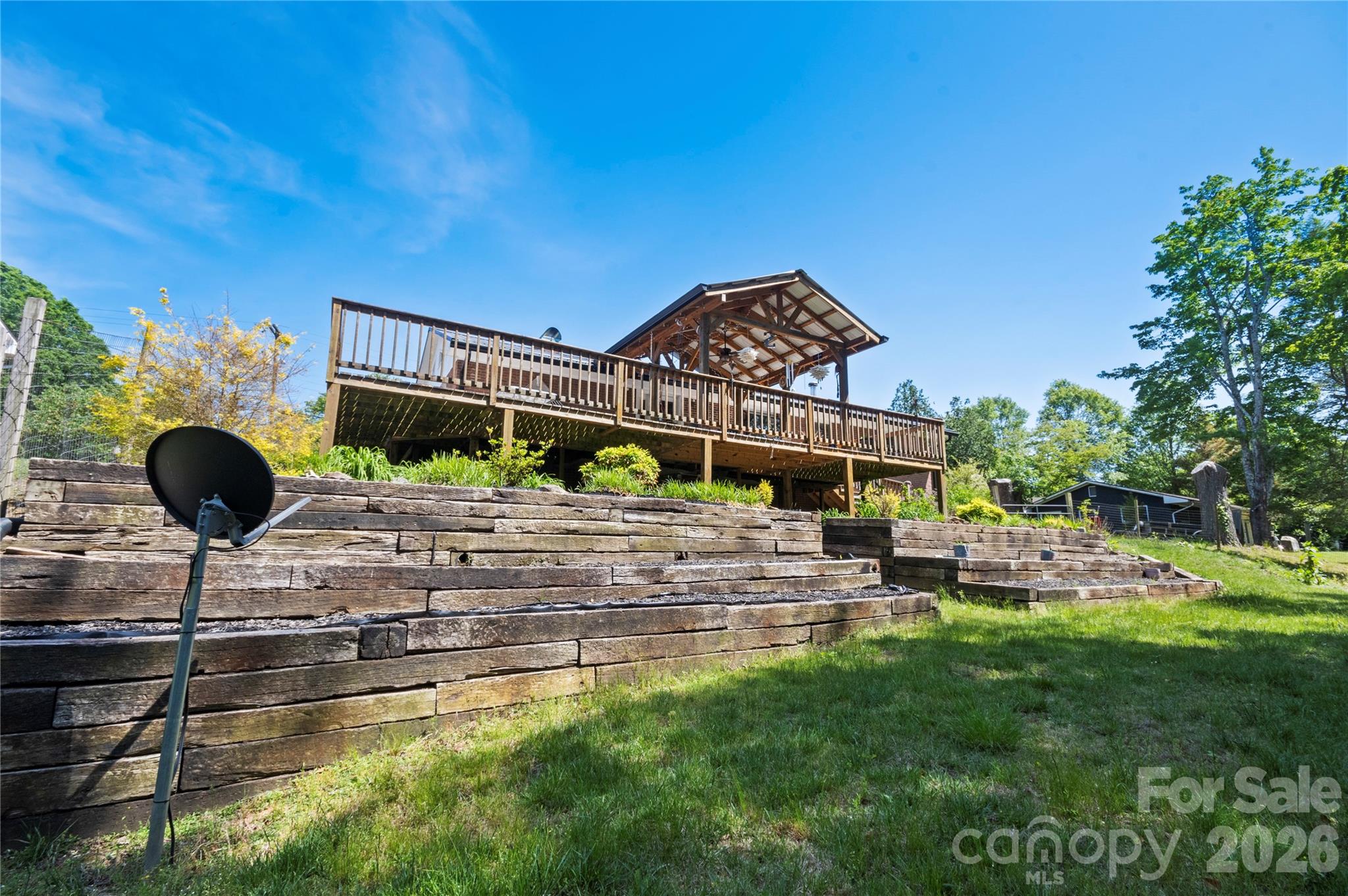 75 Hawthorne Drive — Brevard