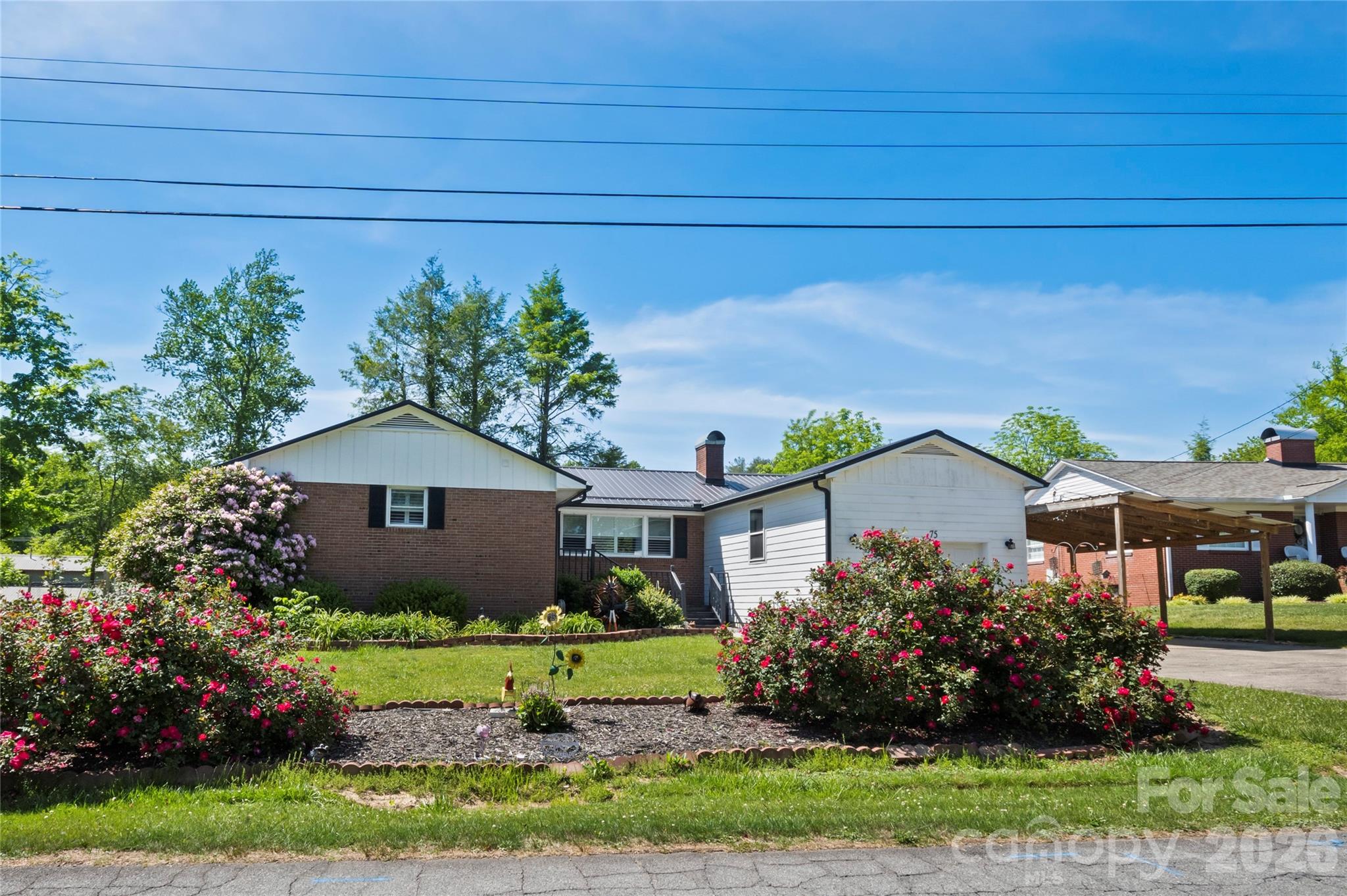 75 Hawthorne Drive — Brevard