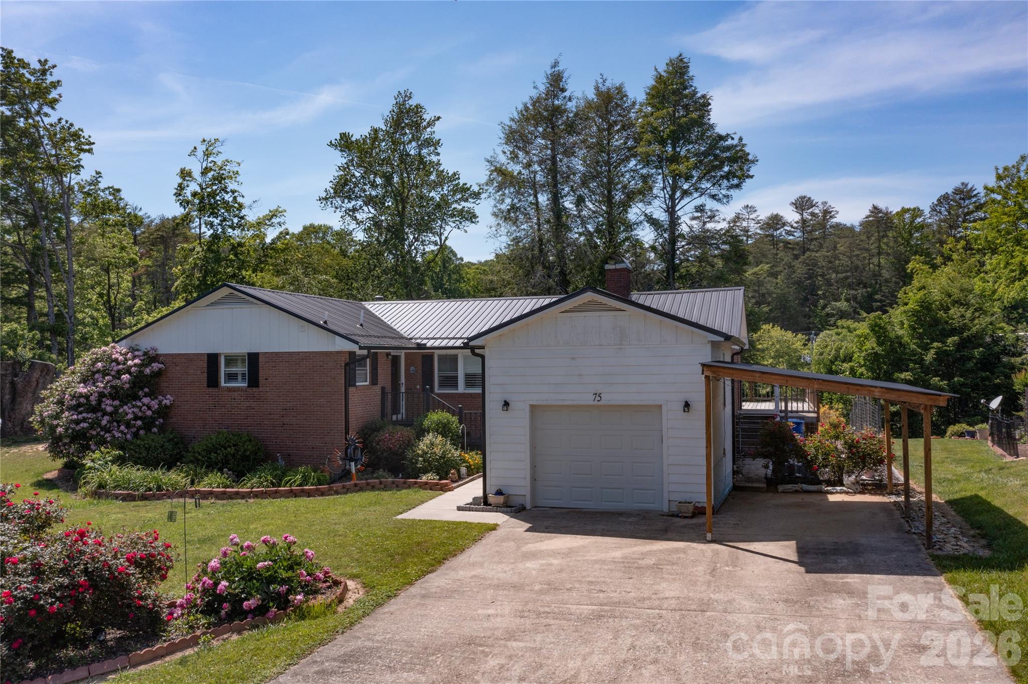 75 Hawthorne Drive — Brevard