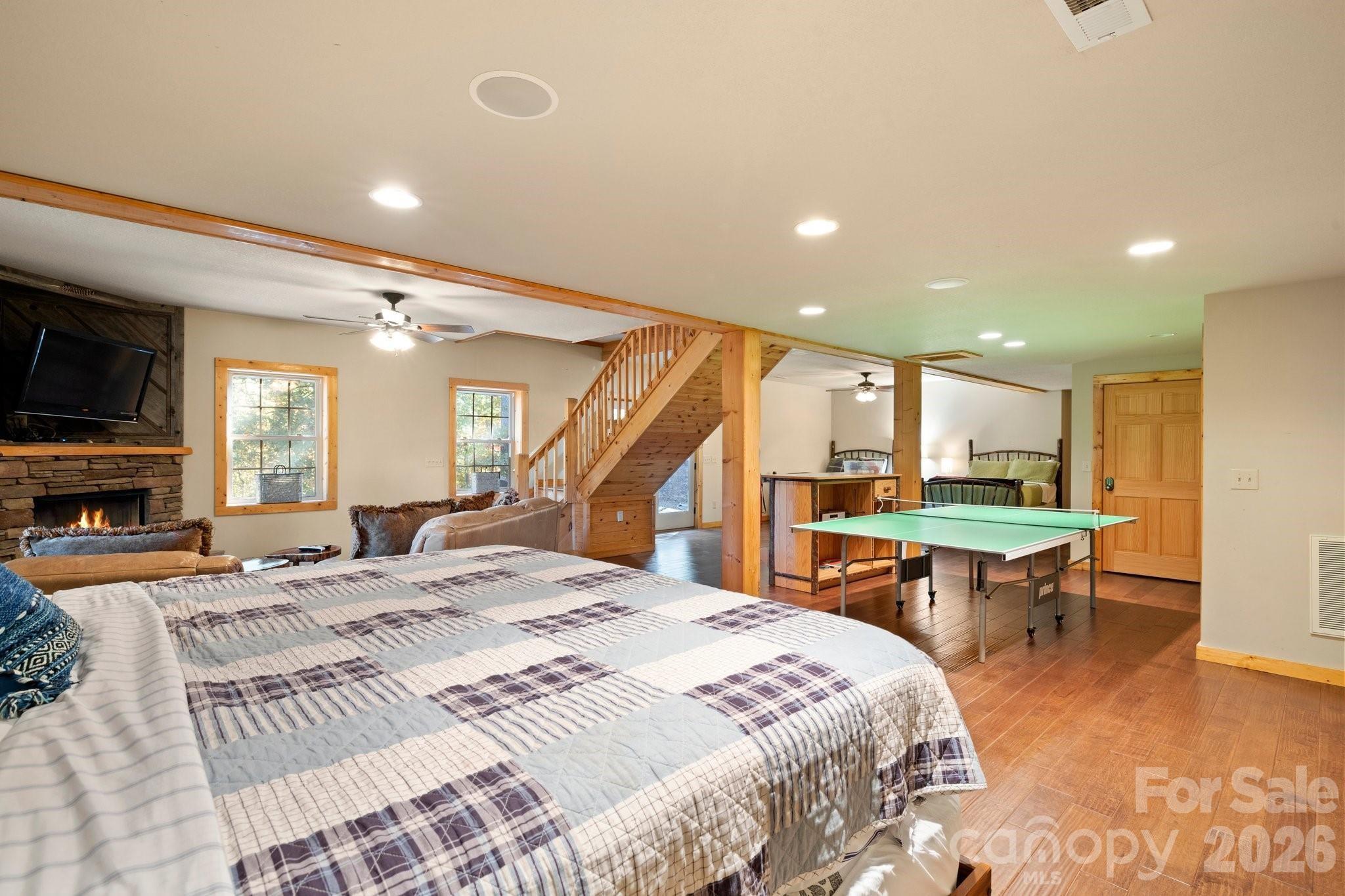 105 Palisade Drive — Mill Spring
