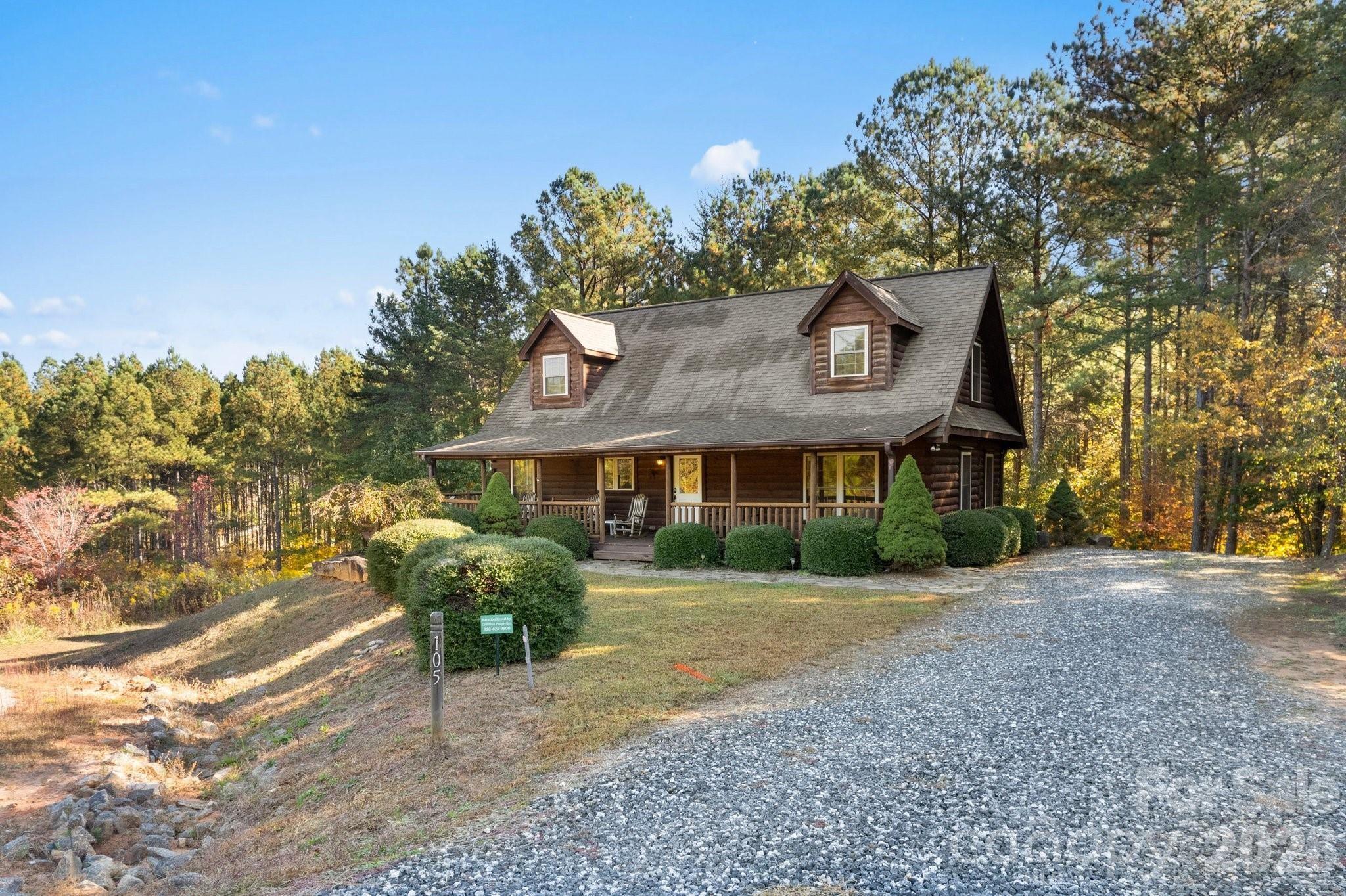 105 Palisade Drive — Mill Spring