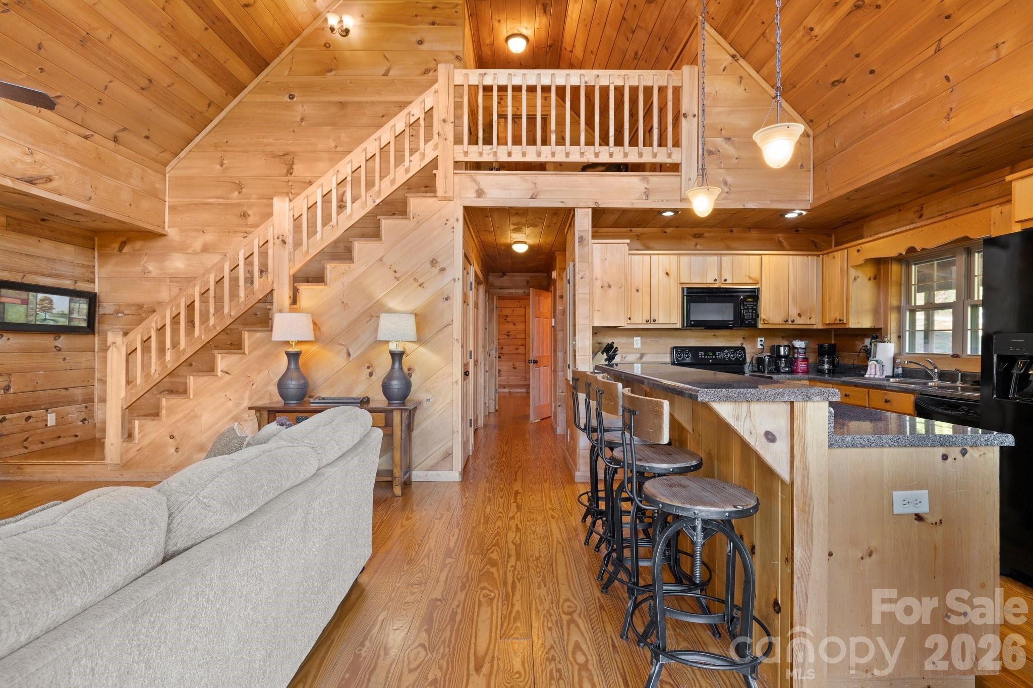 105 Palisade Drive — Mill Spring