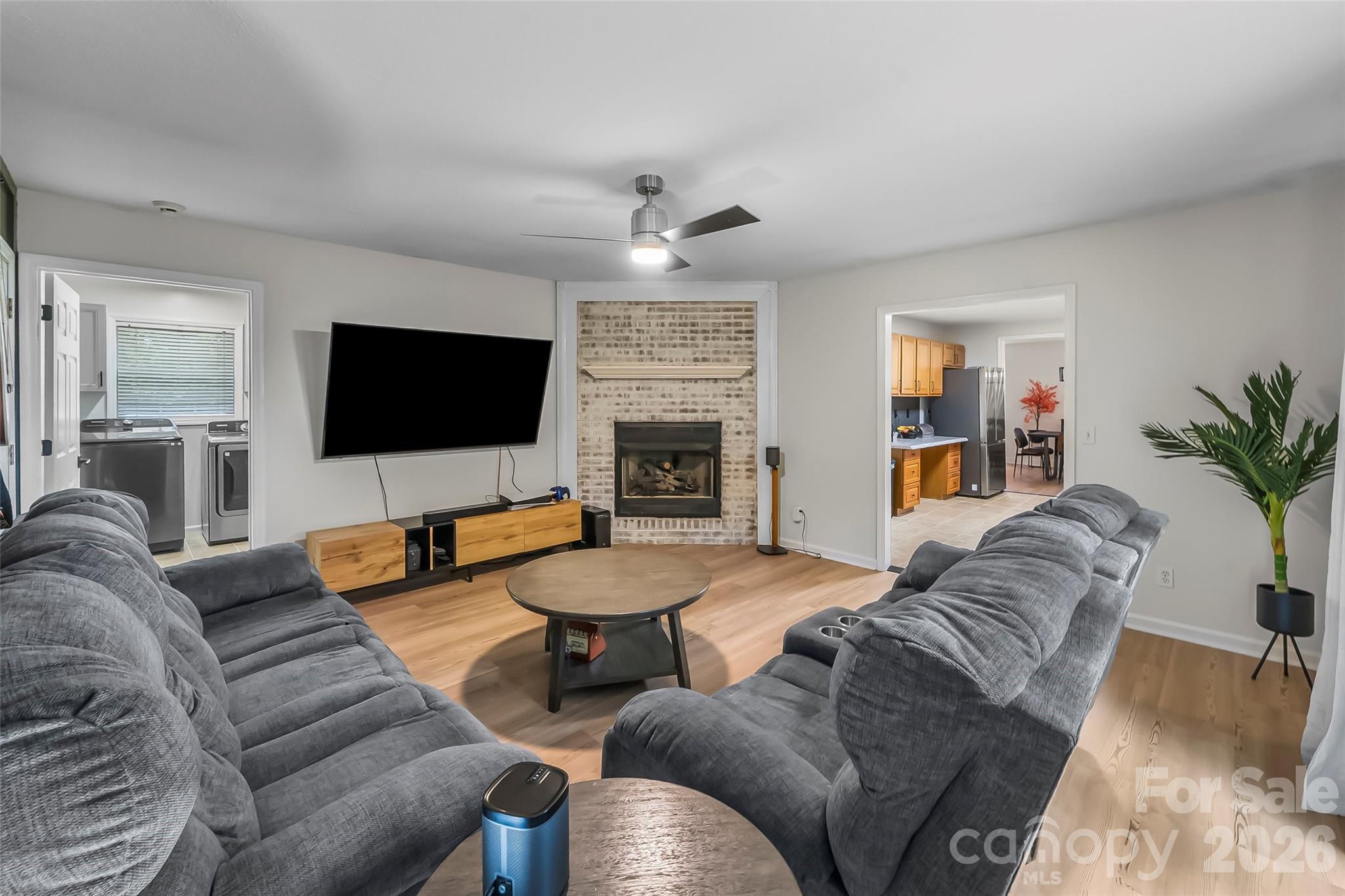 570 Pleasant View Drive — Marion