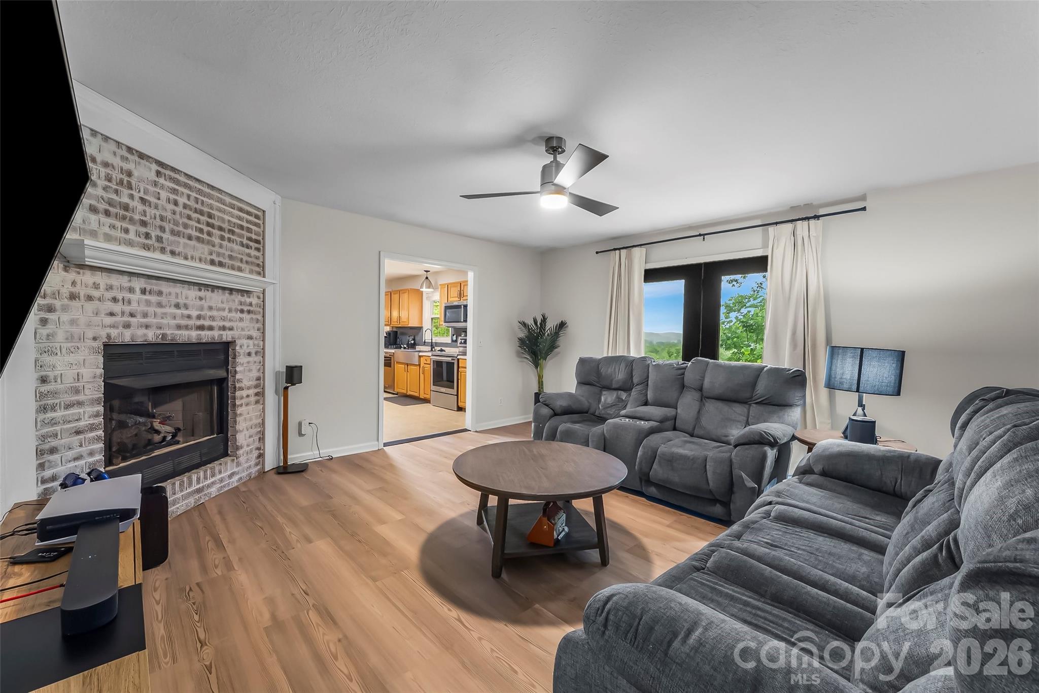 570 Pleasant View Drive — Marion