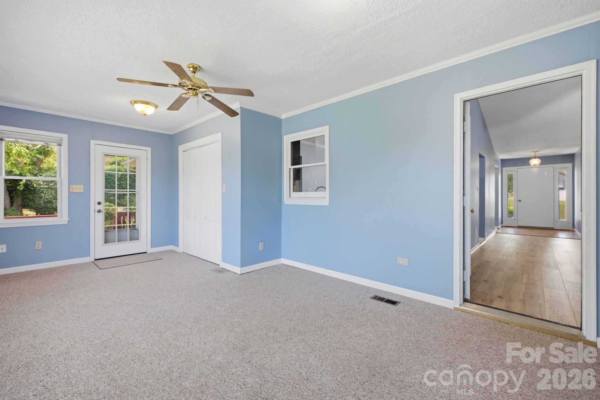 3842 Serenity Drive — Hickory