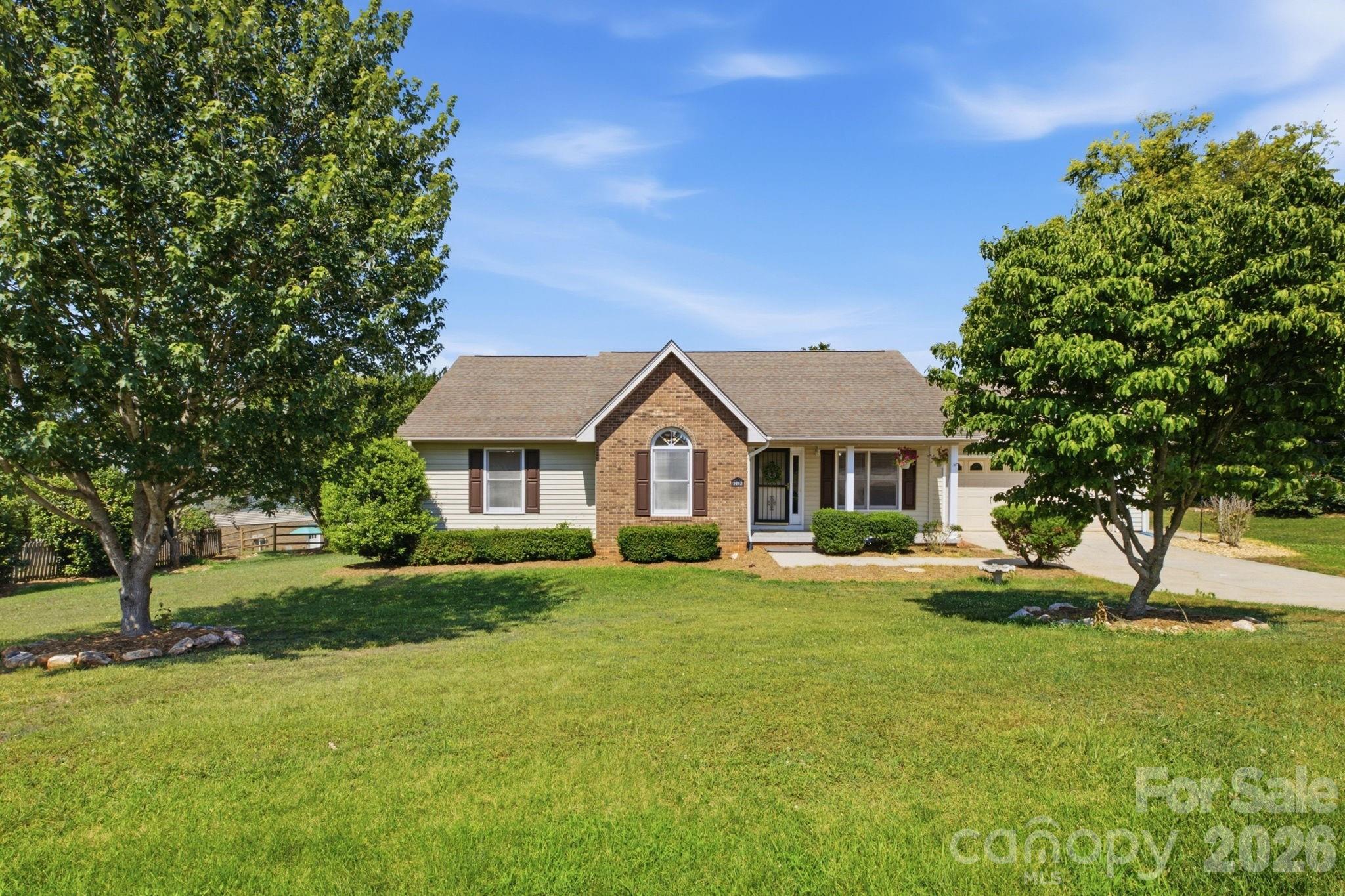 3842 Serenity Drive — Hickory