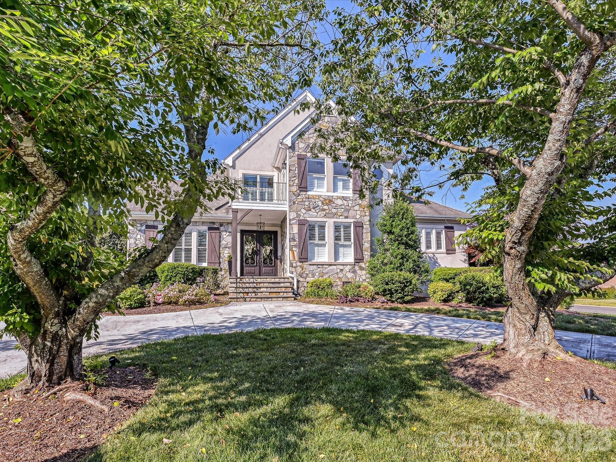 17626 Spinnakers Reach Drive — Cornelius