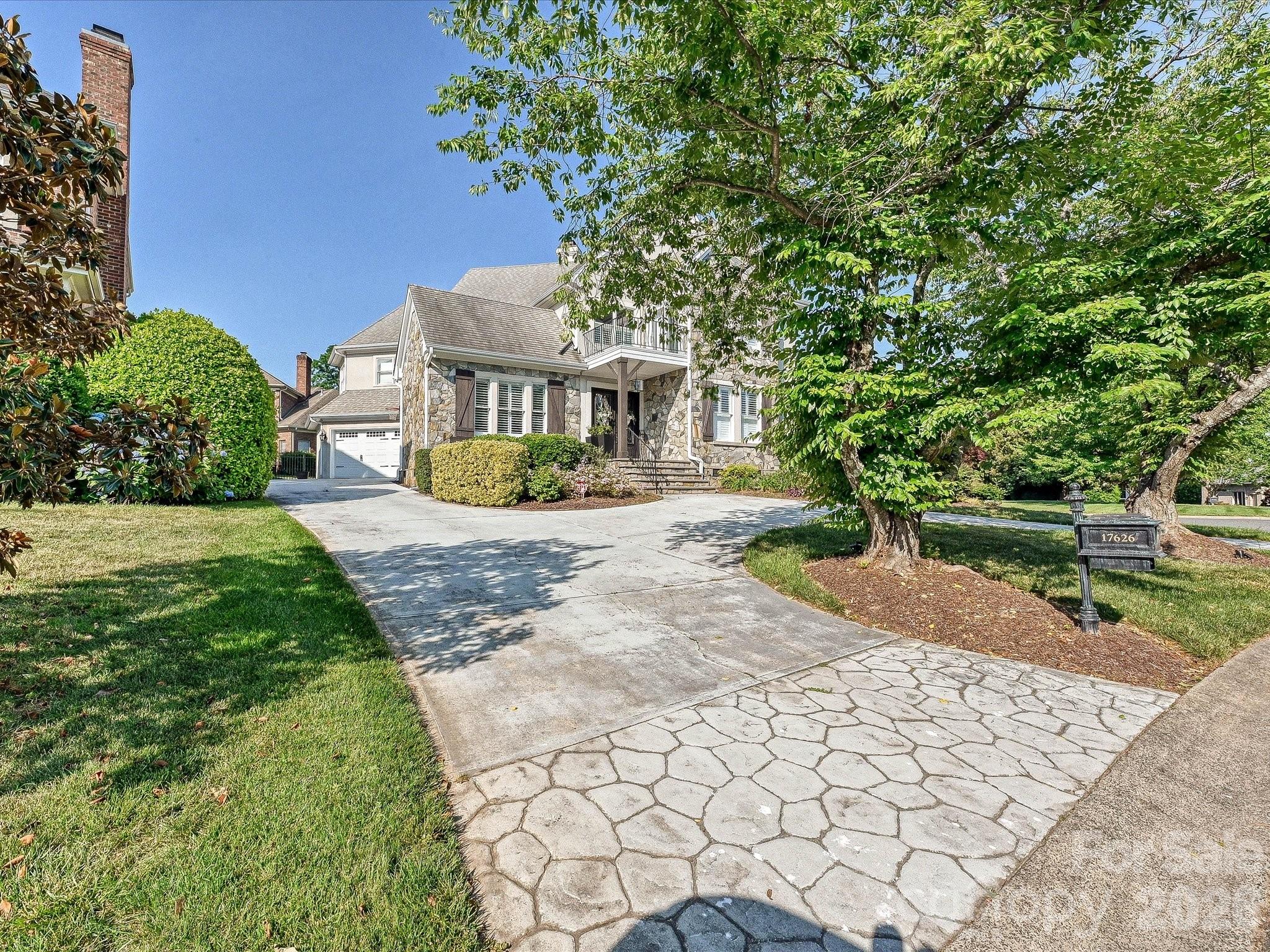 17626 Spinnakers Reach Drive — Cornelius