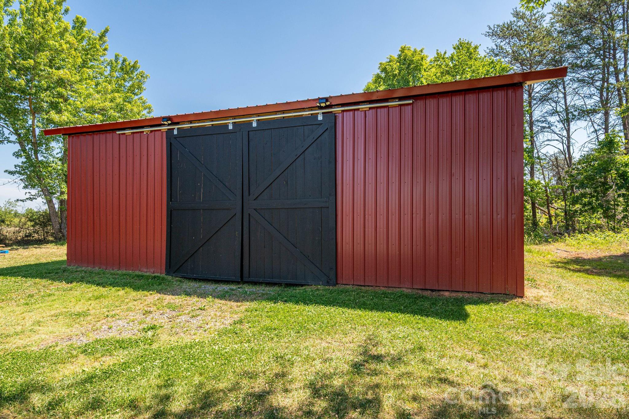2024 Willis Road — Vale
