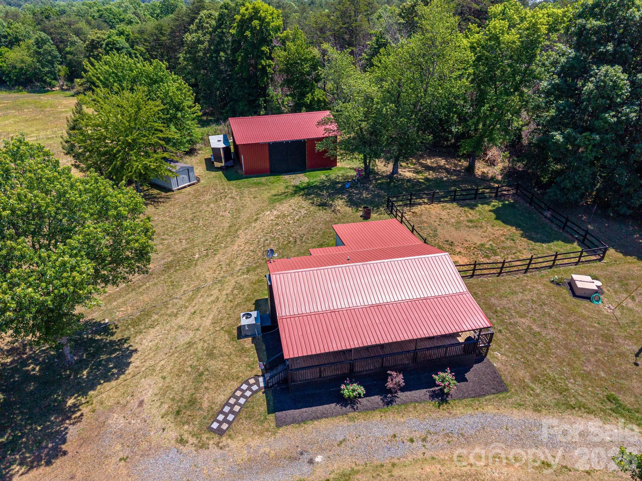 2024 Willis Road — Vale