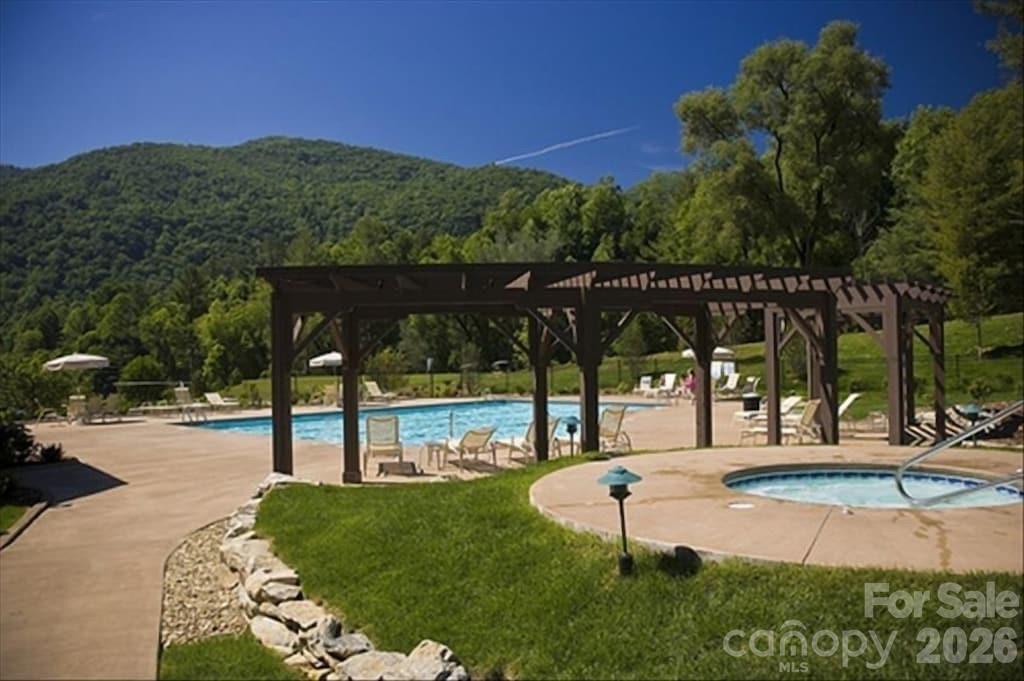 1564 Country Club Drive #B-301 — Maggie Valley