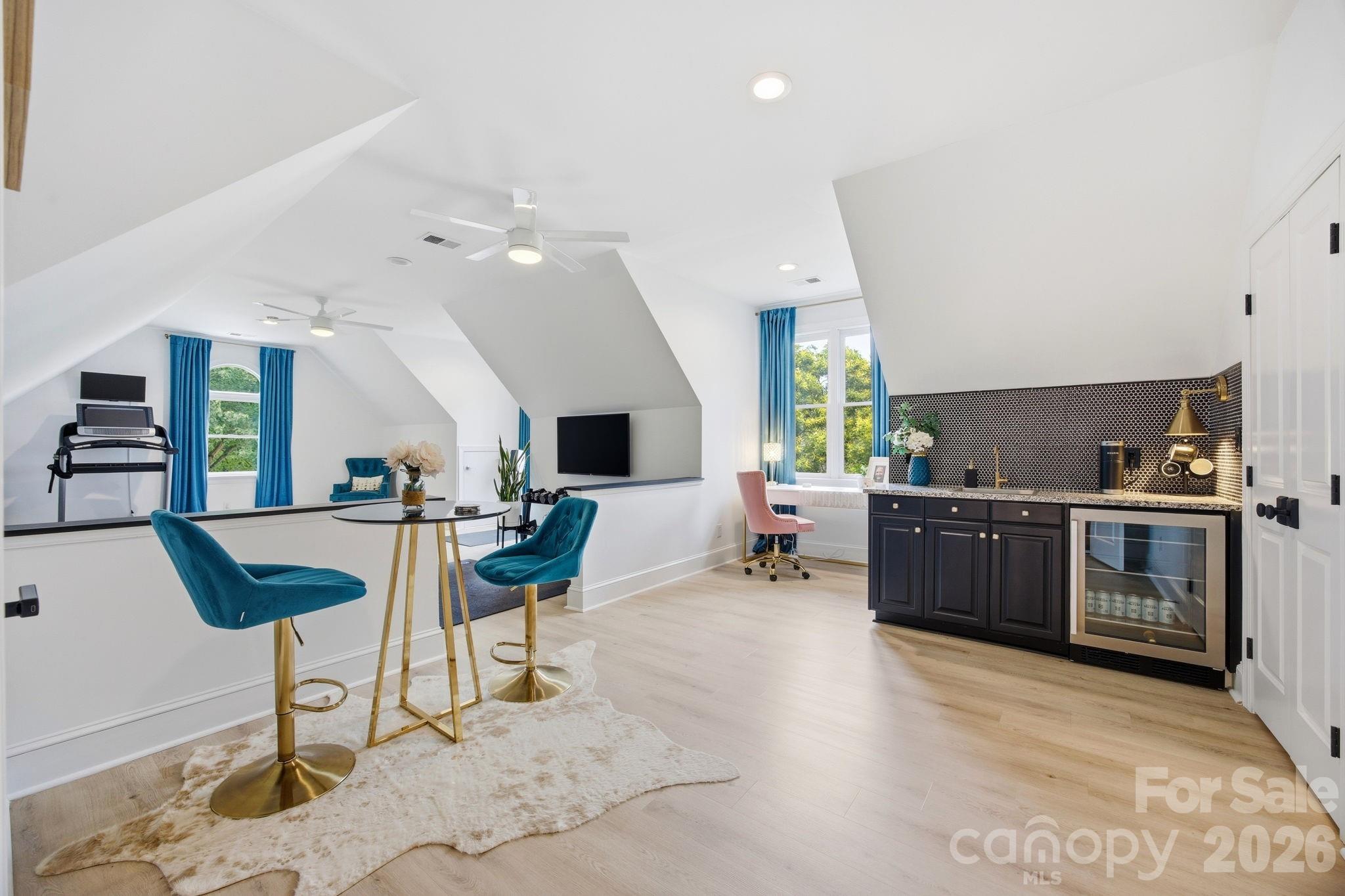 18620 Town Harbour Road — Cornelius
