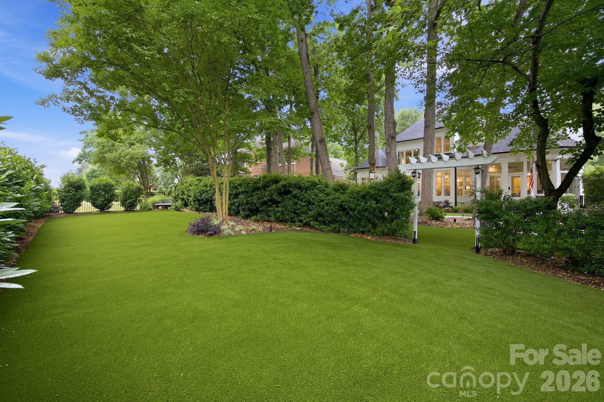 18620 Town Harbour Road — Cornelius
