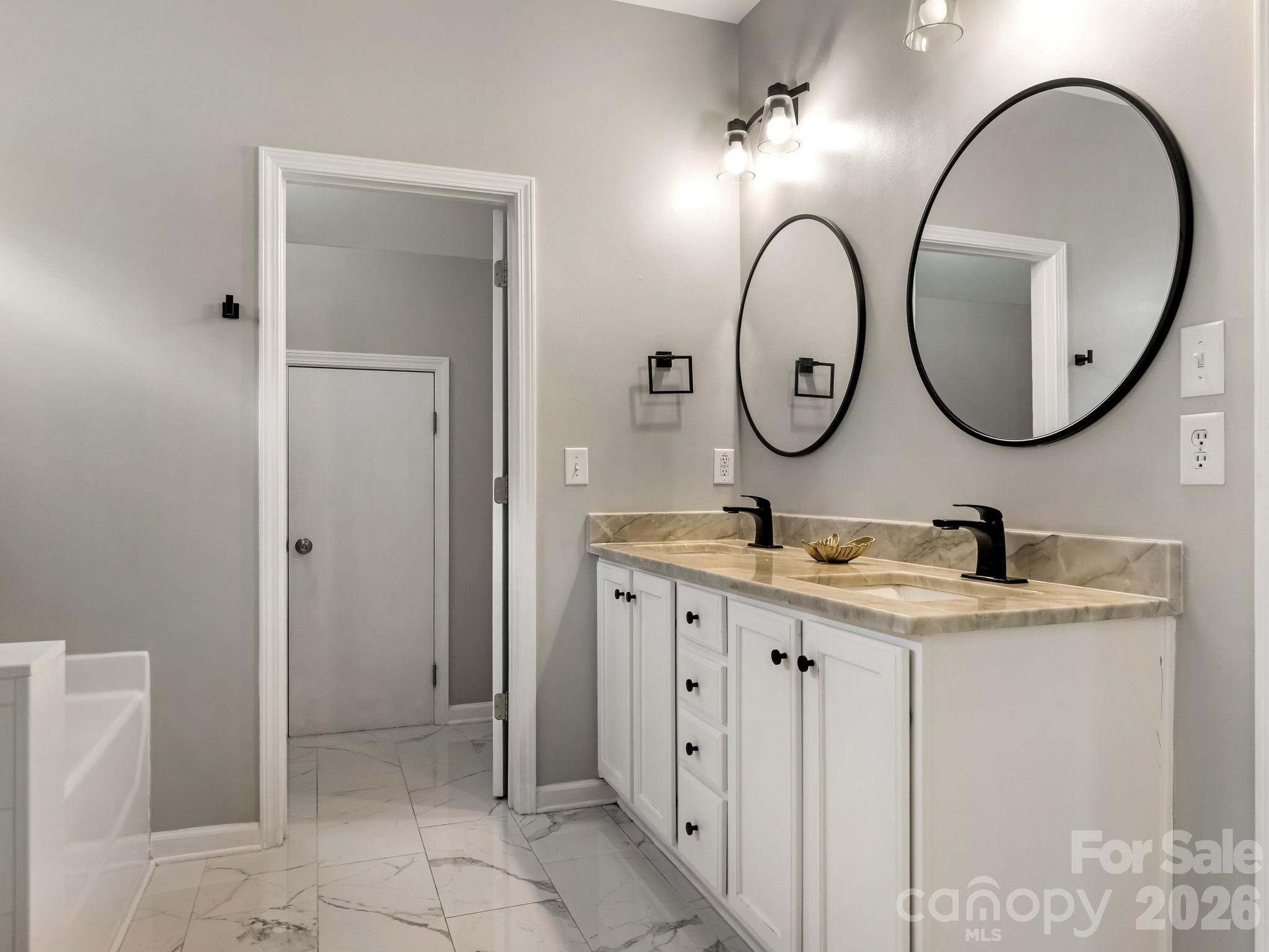 7118 Blakeney Greens Boulevard — Charlotte