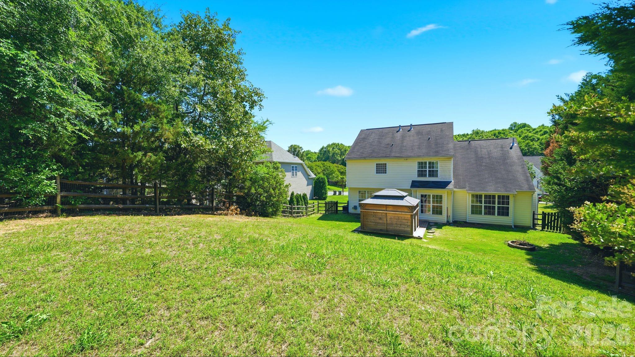 2480 N Legacy Park Boulevard — Fort Mill