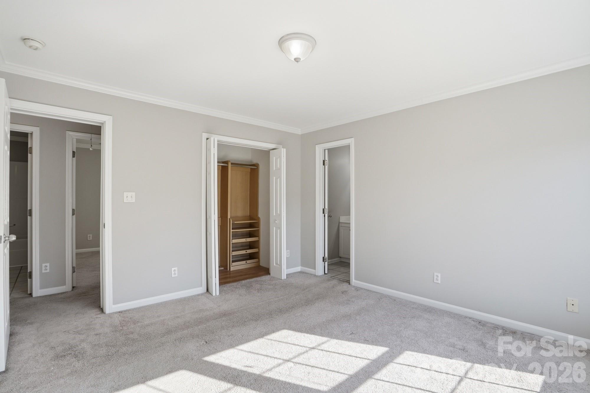 4322 Laurel Hill Lane — Charlotte