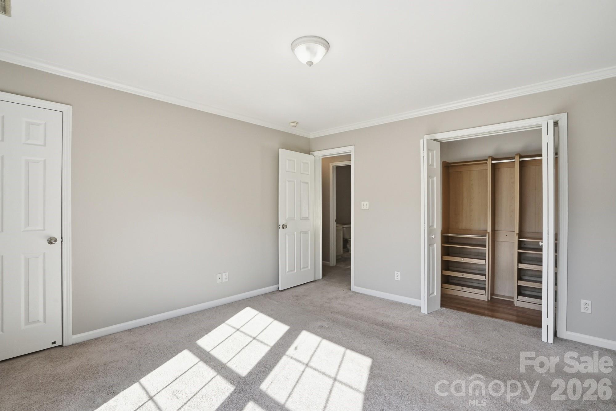 4322 Laurel Hill Lane — Charlotte