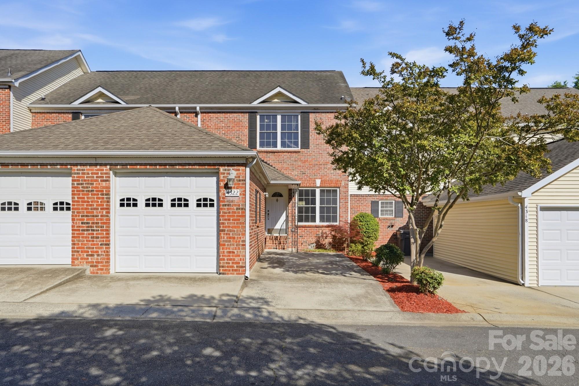 4322 Laurel Hill Lane — Charlotte