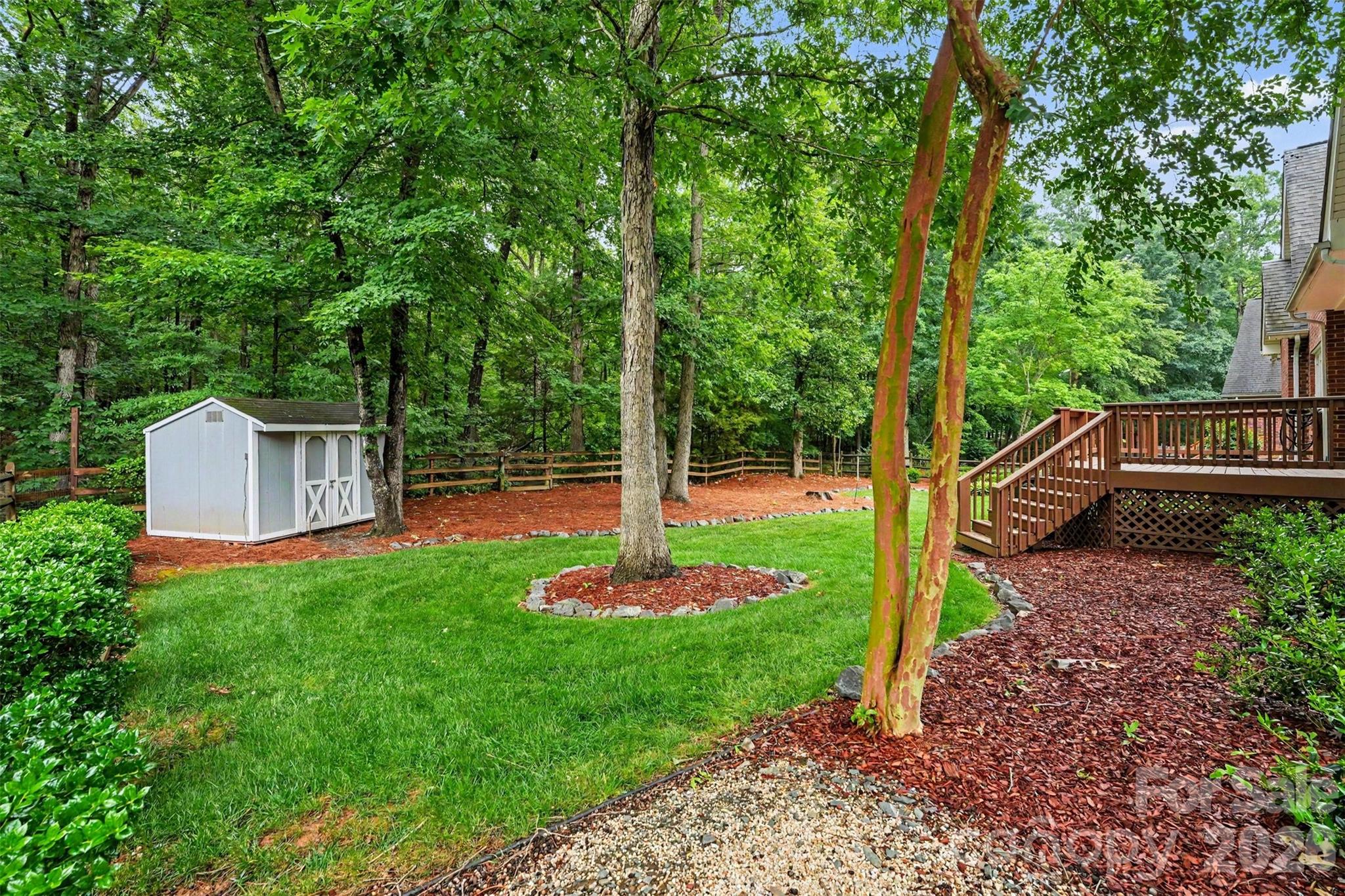 1320 Mill Race Lane — Matthews