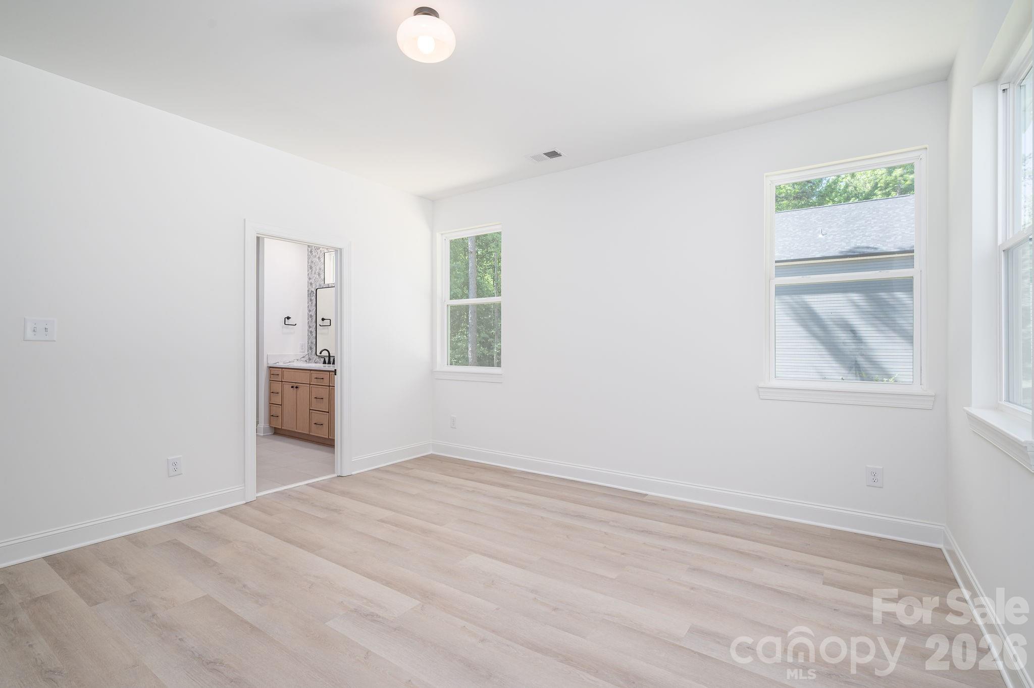 423 S Pinchback Avenue — Bessemer City