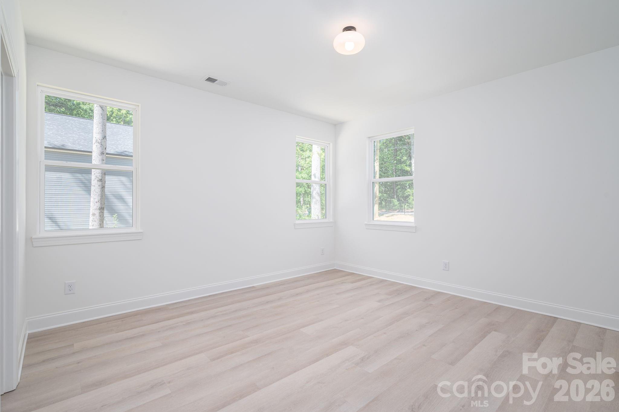 423 S Pinchback Avenue — Bessemer City