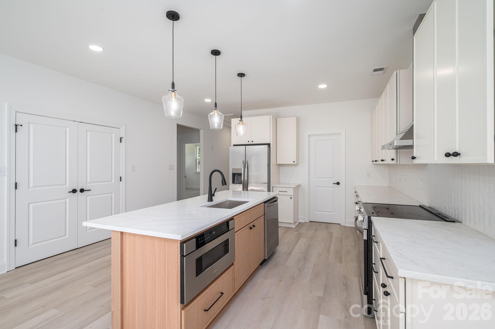423 S Pinchback Avenue — Bessemer City