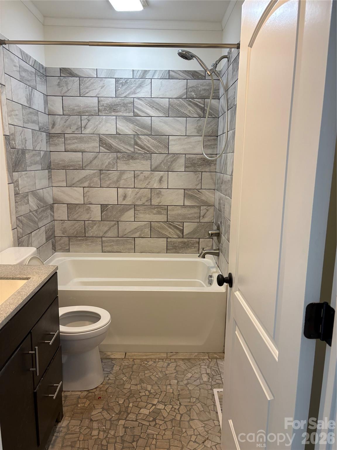622 S Carolina Avenue — Statesville