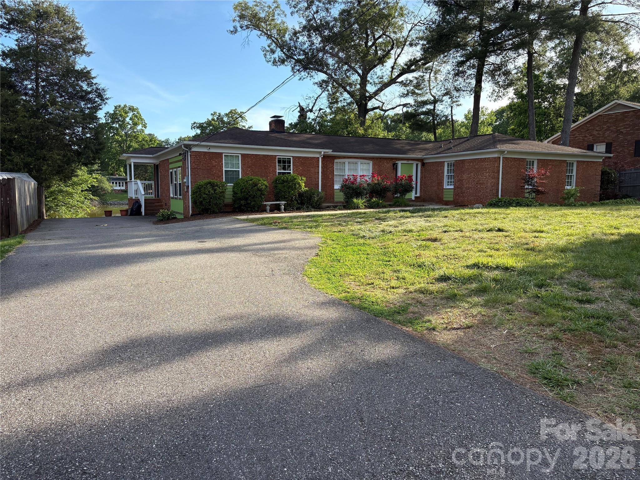 622 S Carolina Avenue — Statesville
