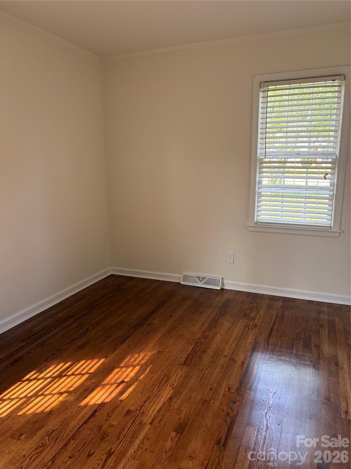 622 S Carolina Avenue — Statesville