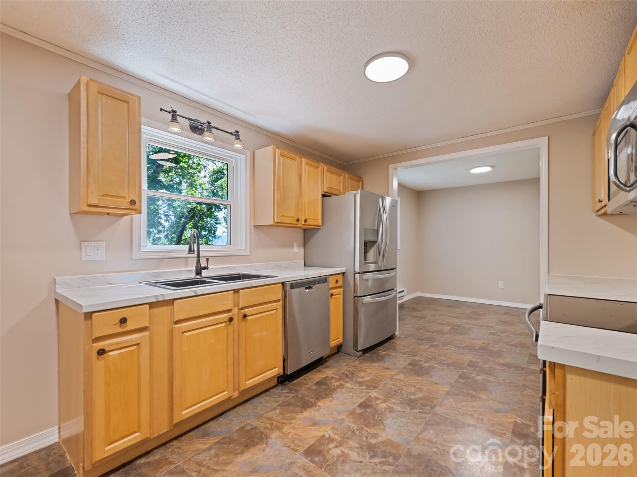 157 Highland Terrace — Clyde