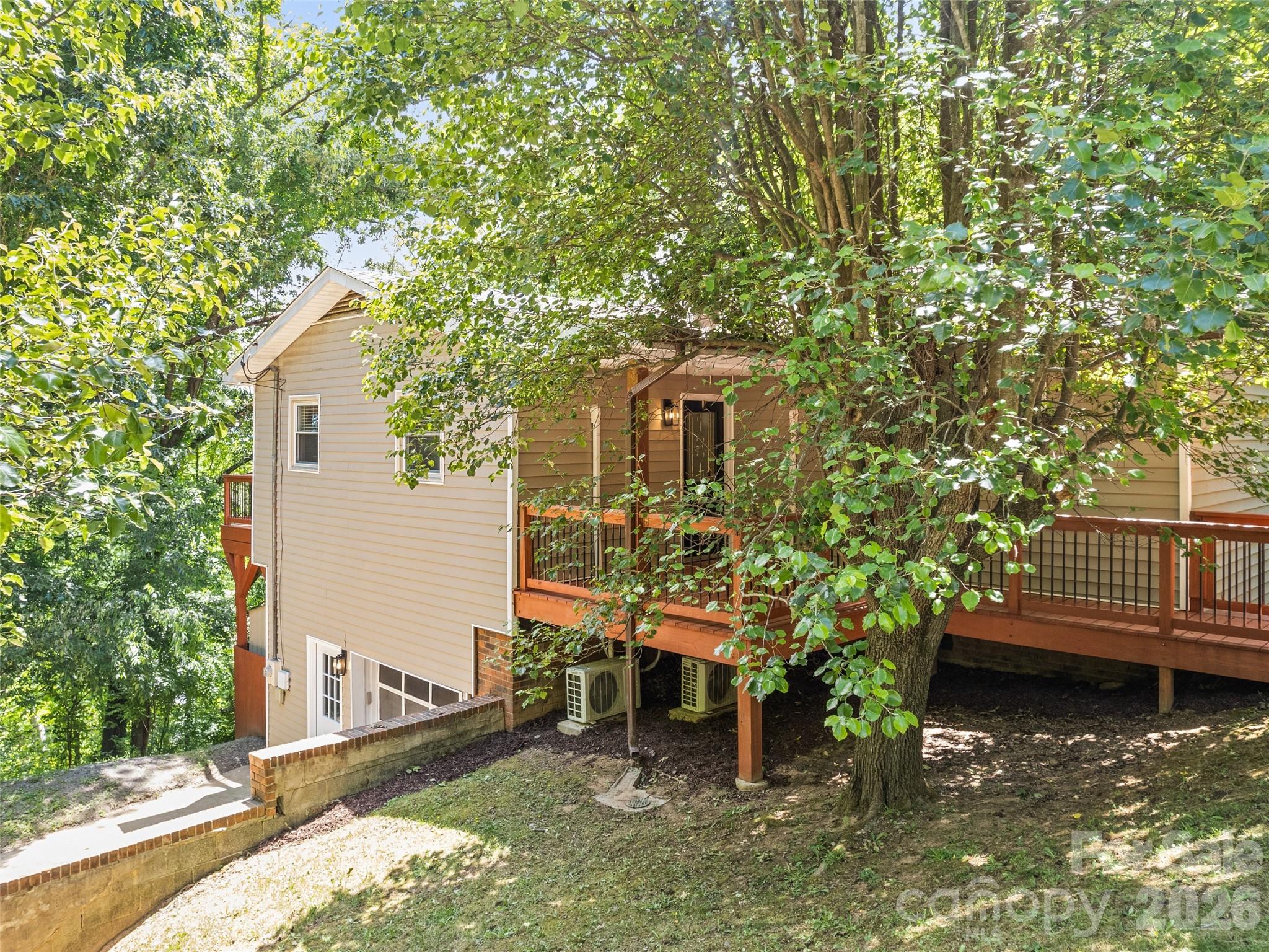 157 Highland Terrace — Clyde