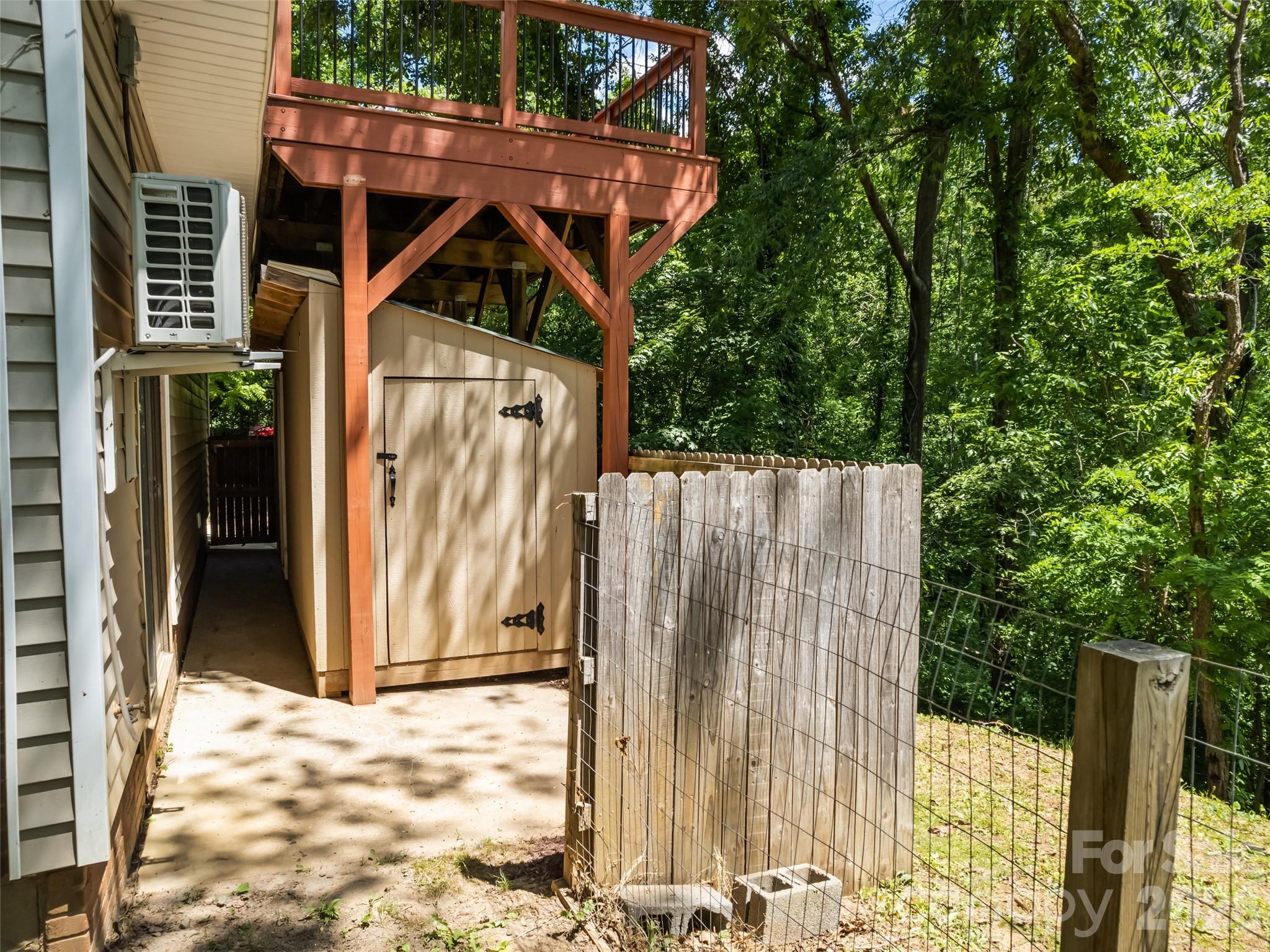 157 Highland Terrace — Clyde
