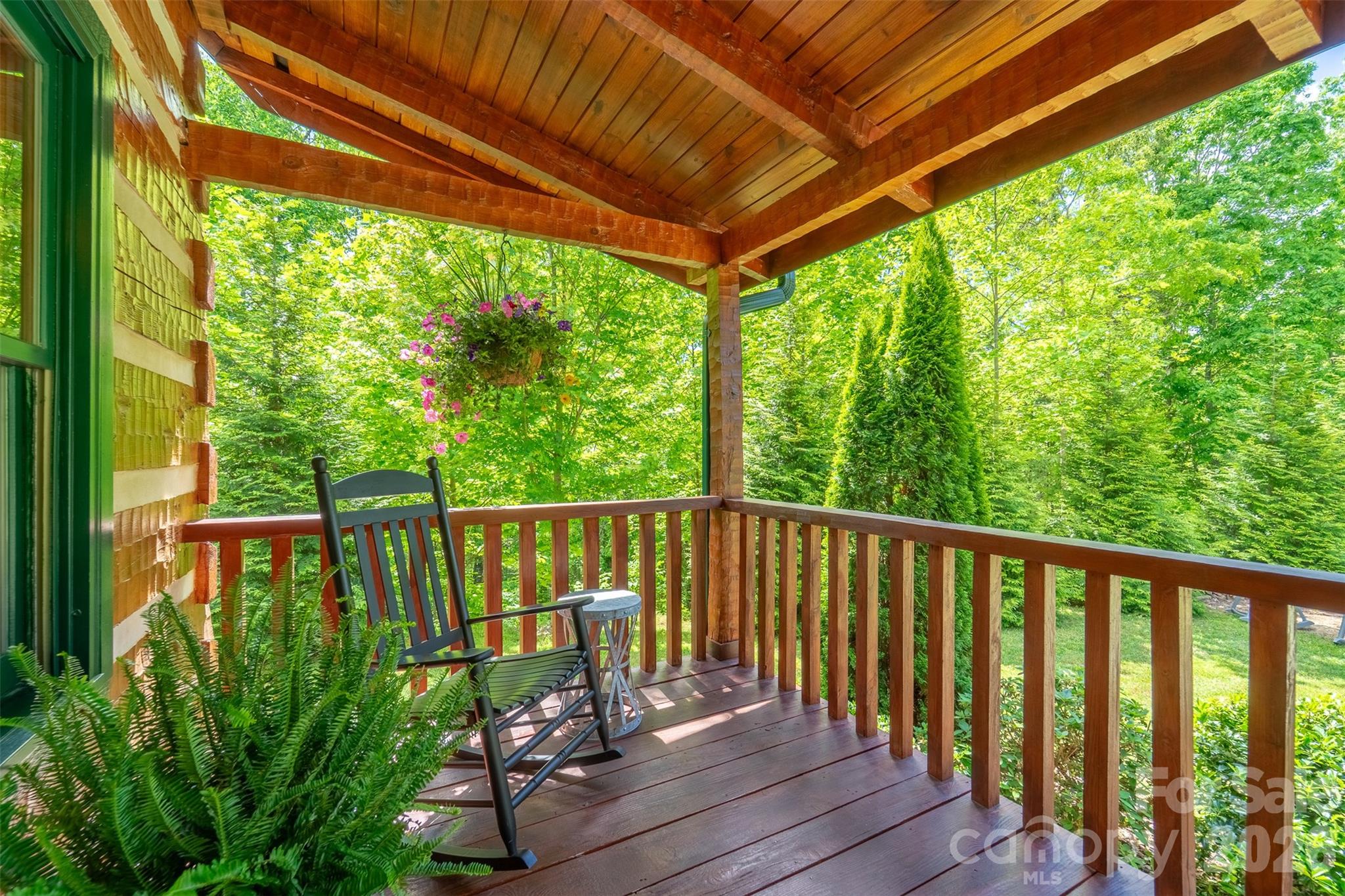 468 Old Yellow Branch Road — Robbinsville