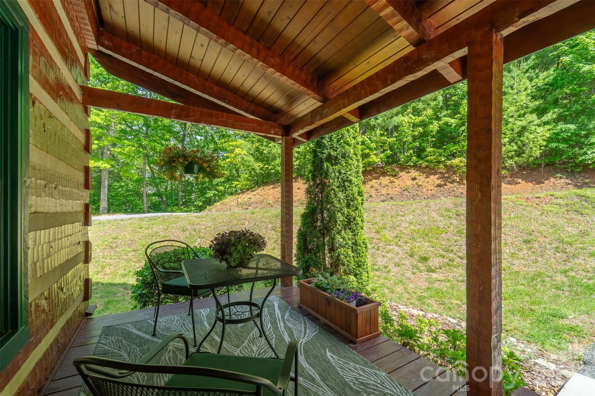 468 Old Yellow Branch Road — Robbinsville