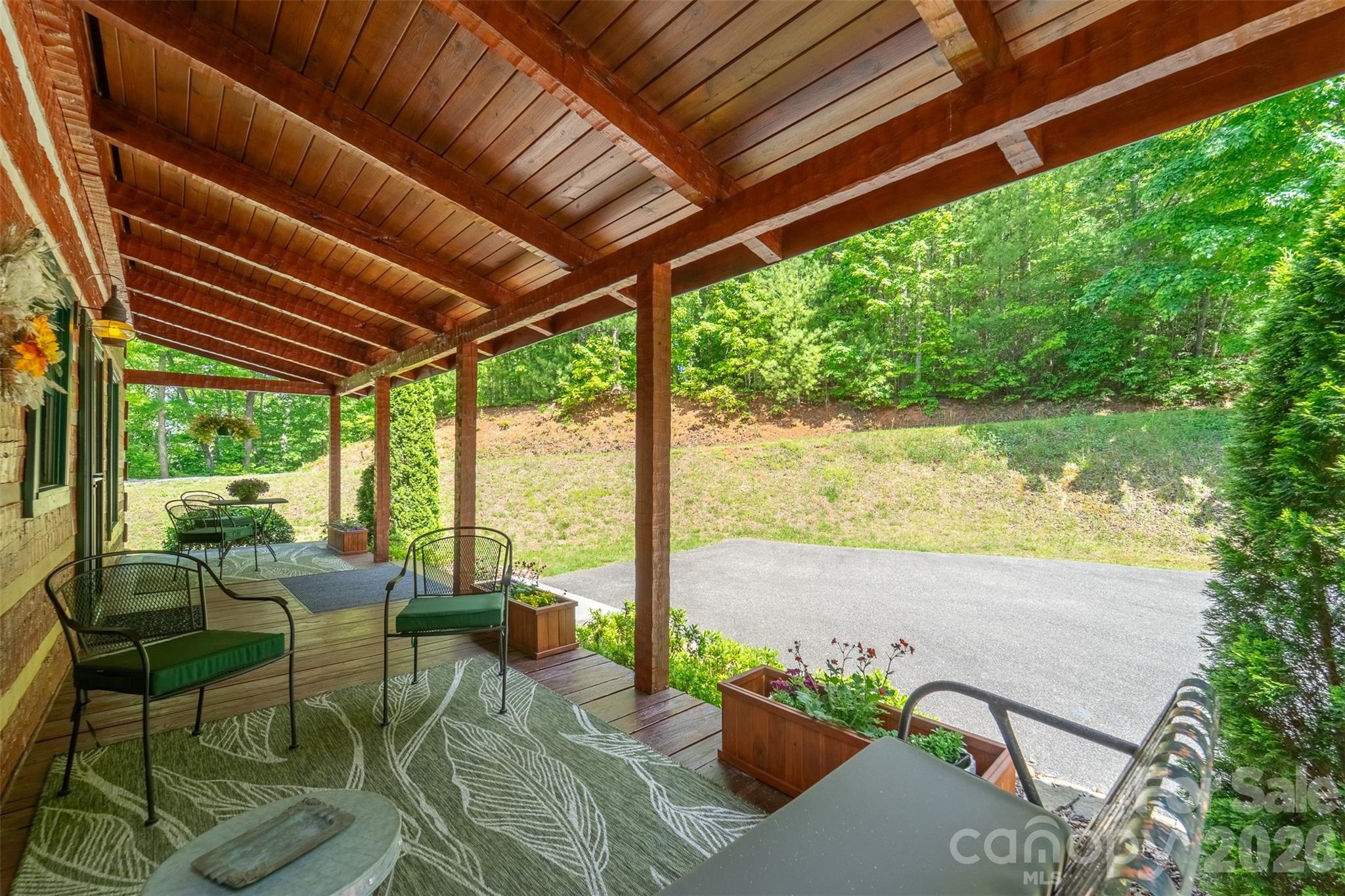 468 Old Yellow Branch Road — Robbinsville