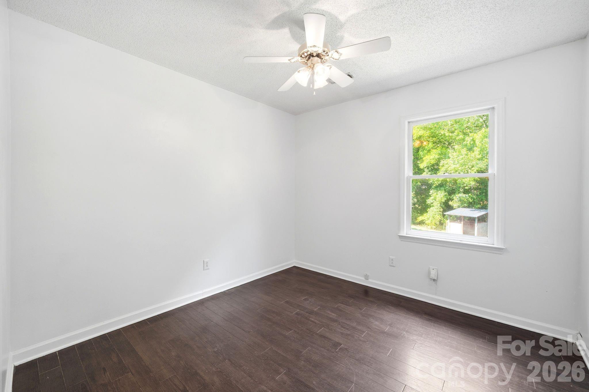 605 Brookside Drive #53 — Monroe