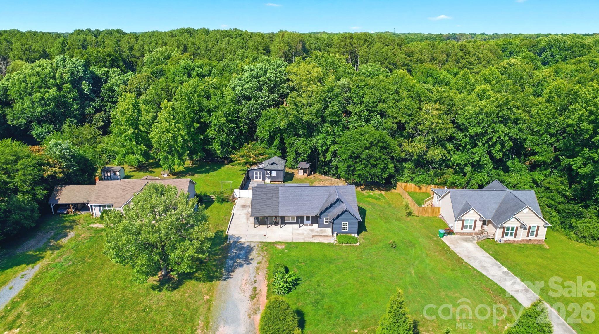 605 Brookside Drive #53 — Monroe