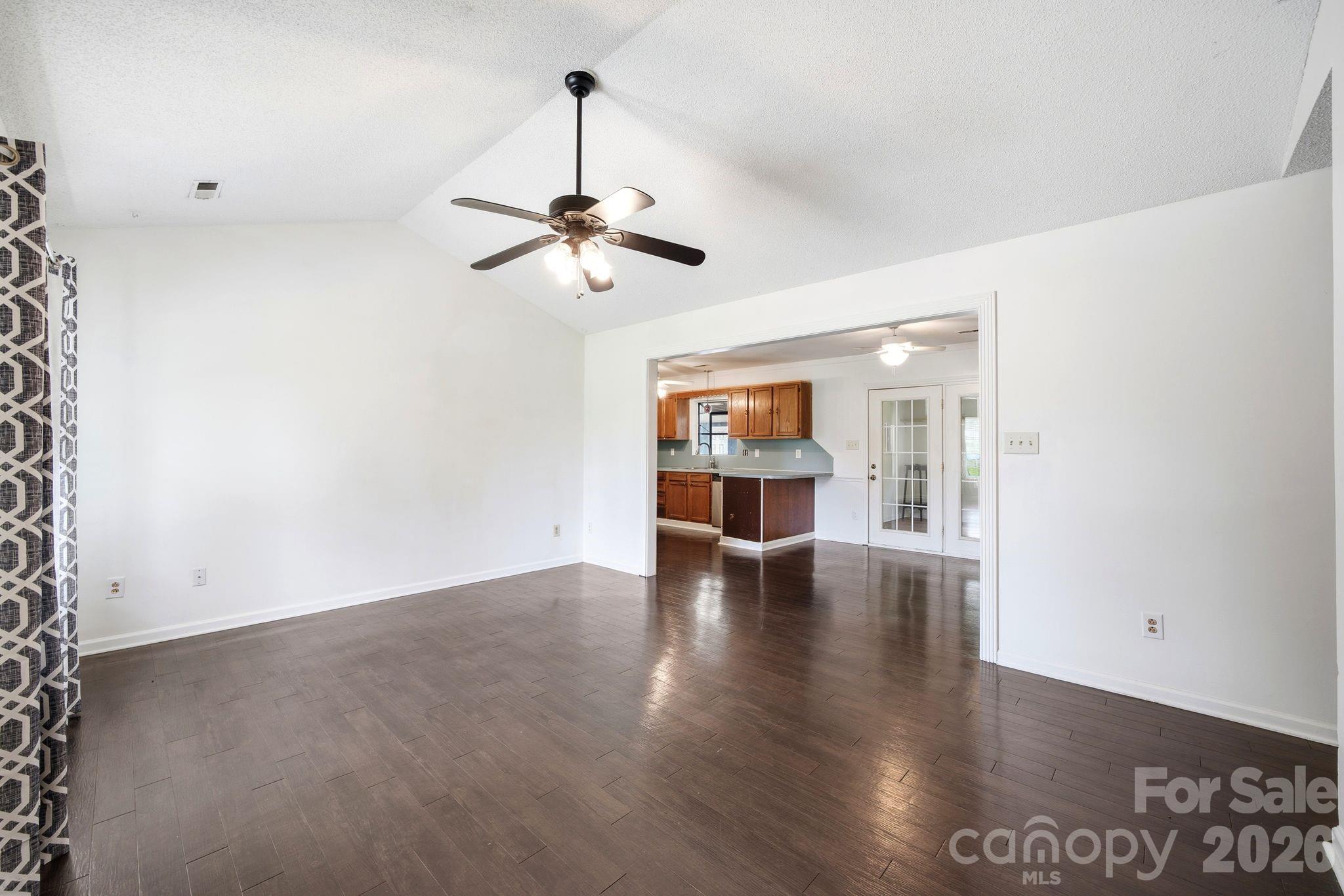 605 Brookside Drive #53 — Monroe