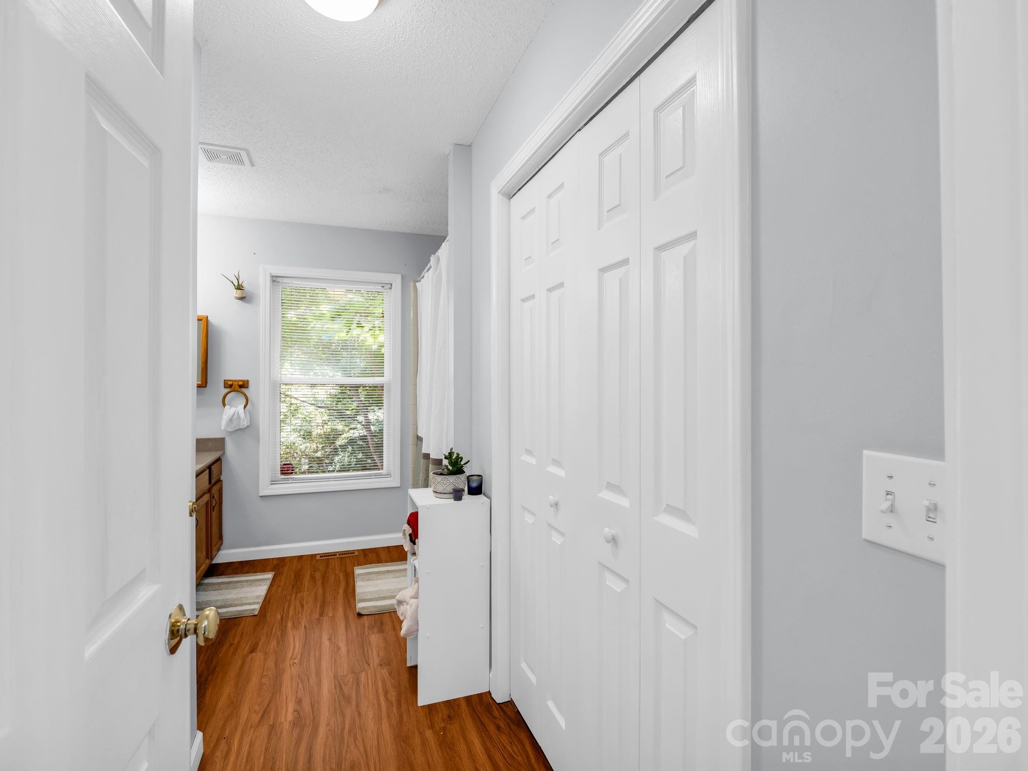 23 Peace Street — Asheville