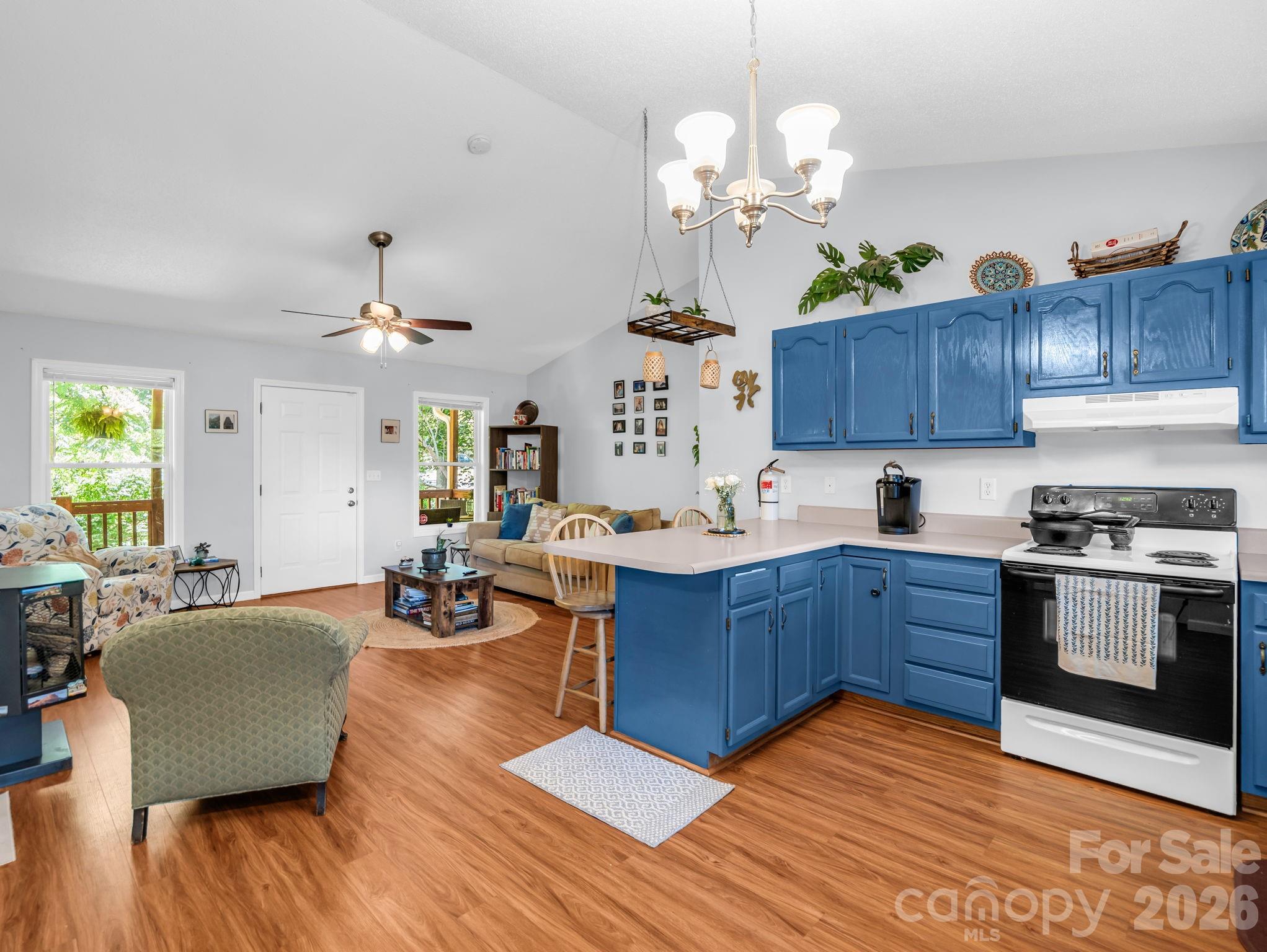 23 Peace Street — Asheville