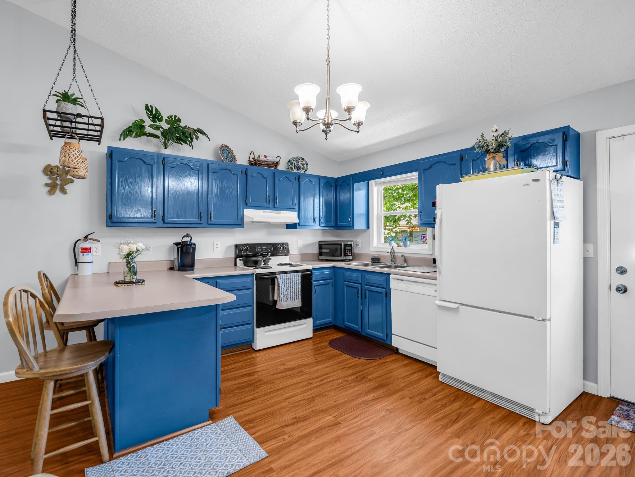 23 Peace Street — Asheville