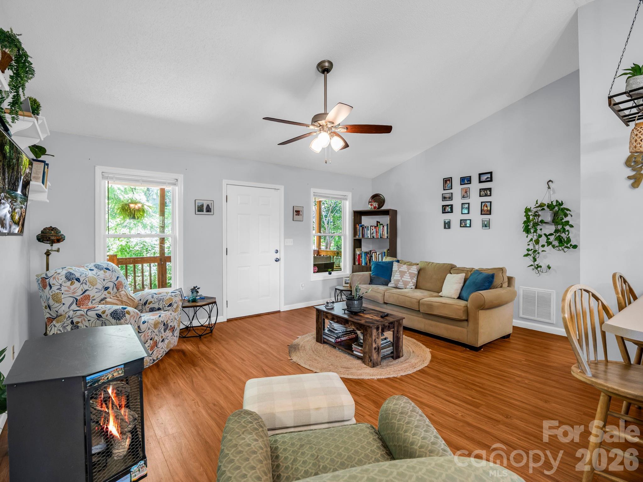23 Peace Street — Asheville