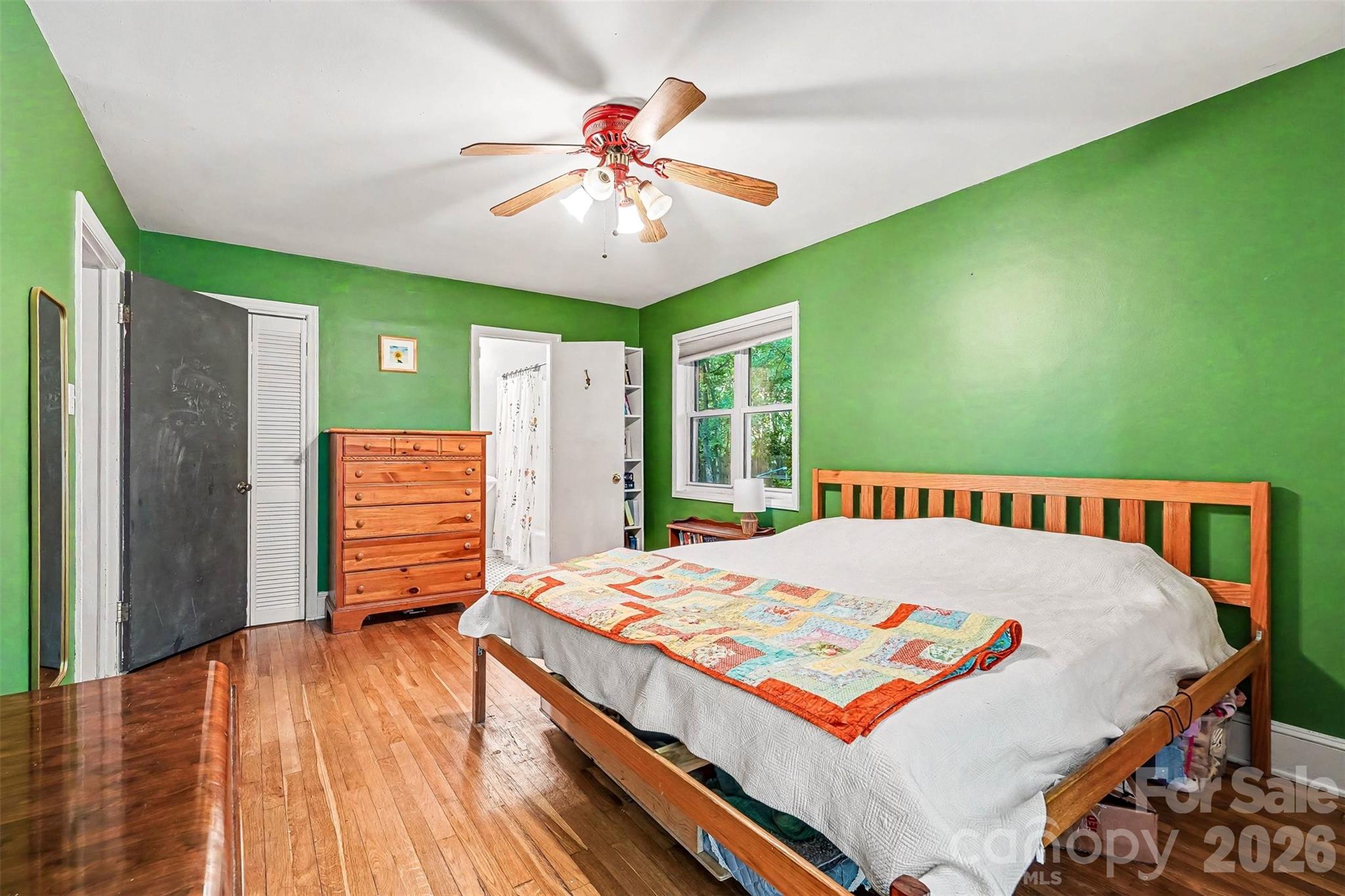 812 Saint Michaels Lane — Gastonia