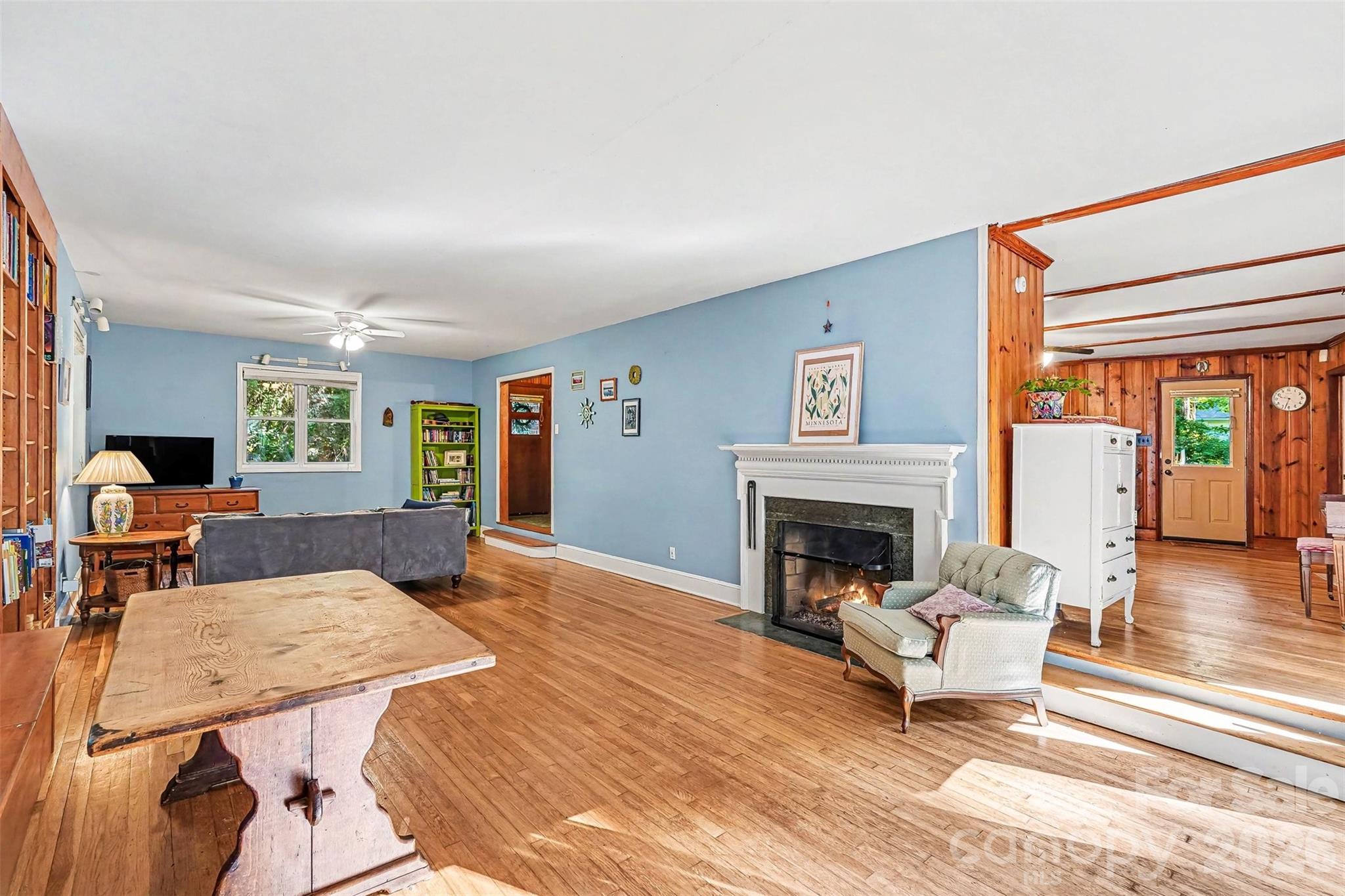 812 Saint Michaels Lane — Gastonia