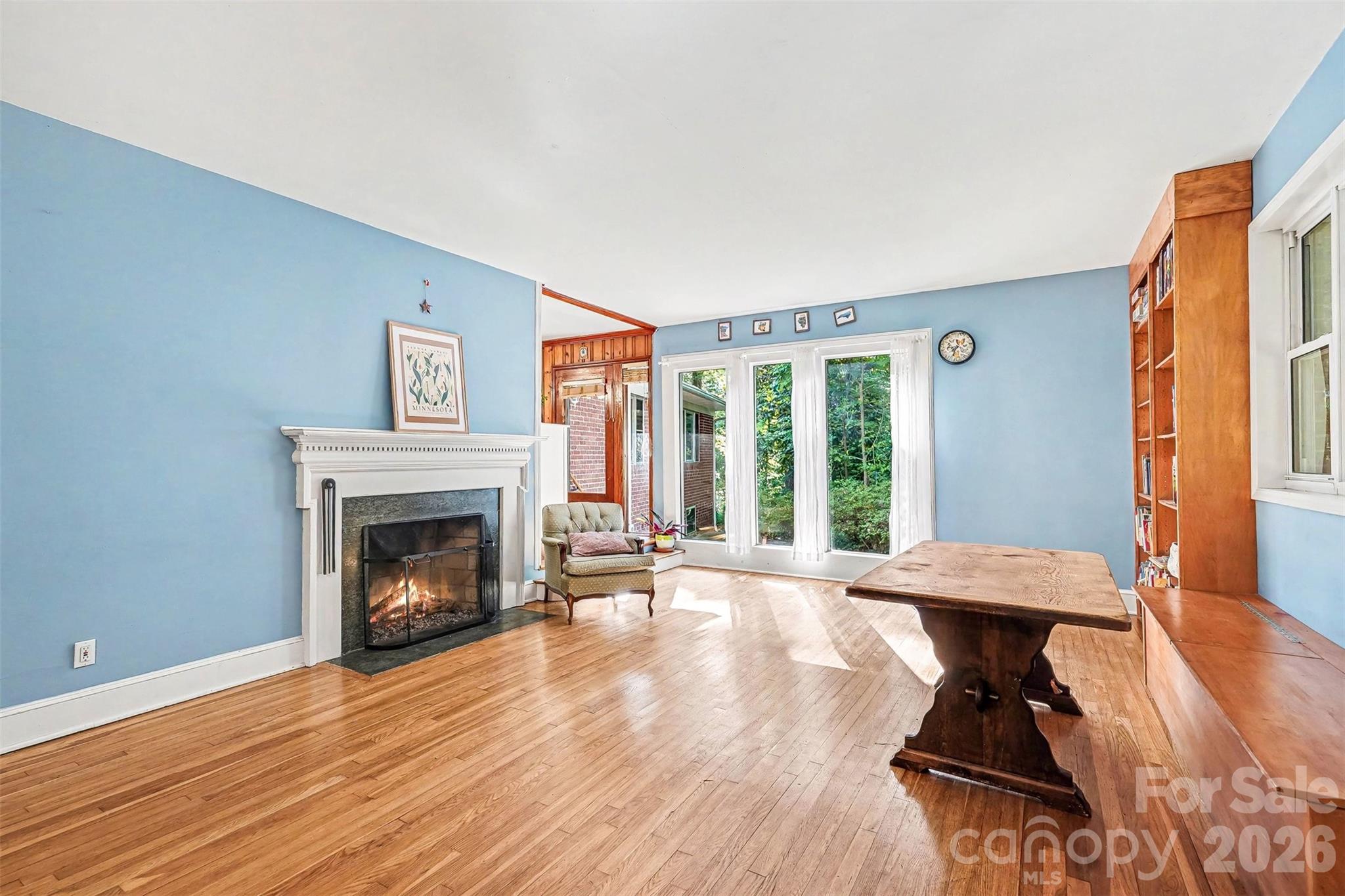 812 Saint Michaels Lane — Gastonia