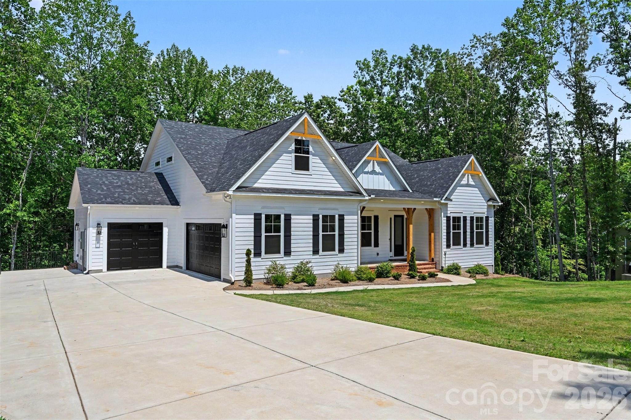 131 High Lake Drive — Statesville