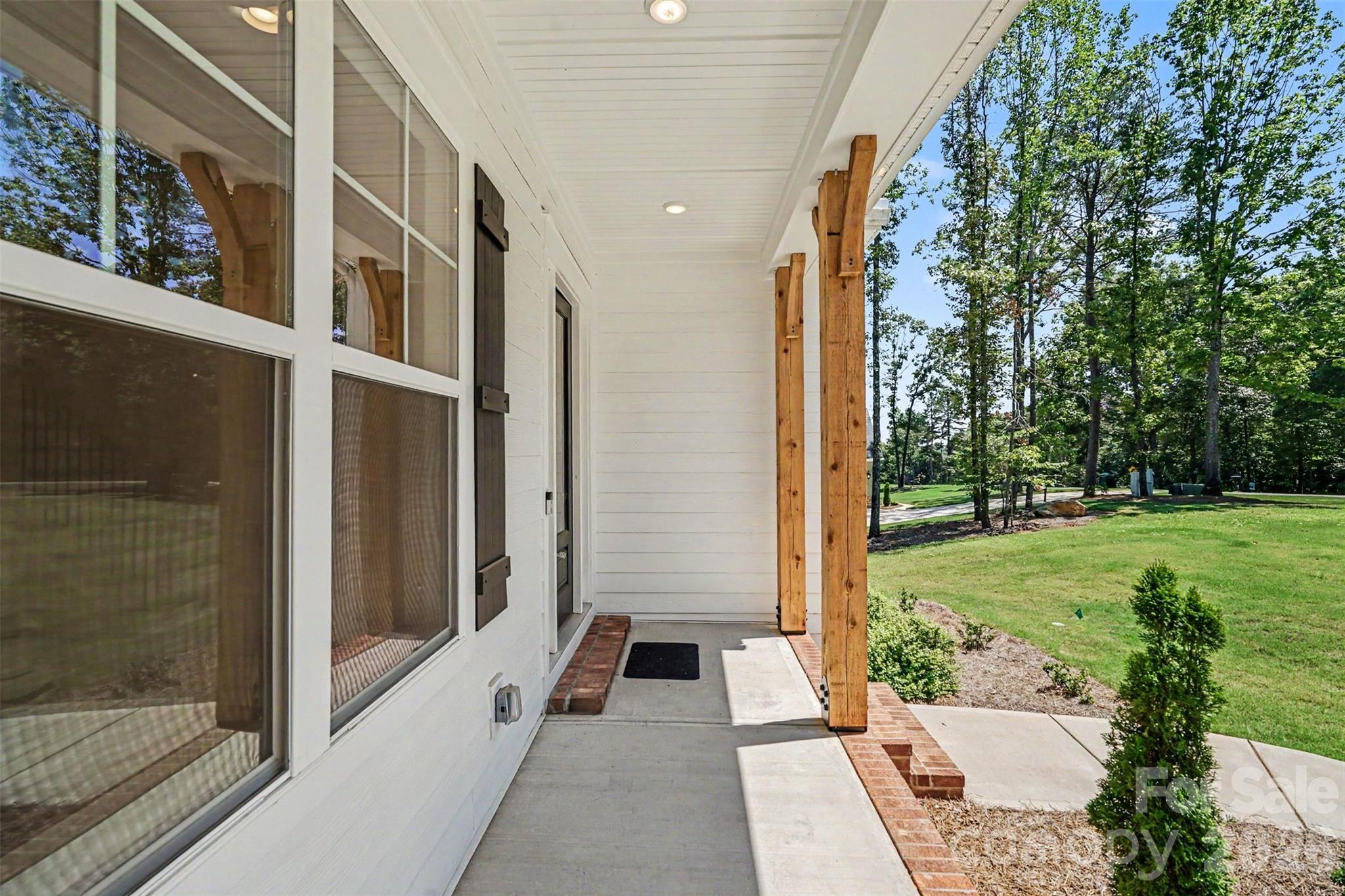 131 High Lake Drive — Statesville