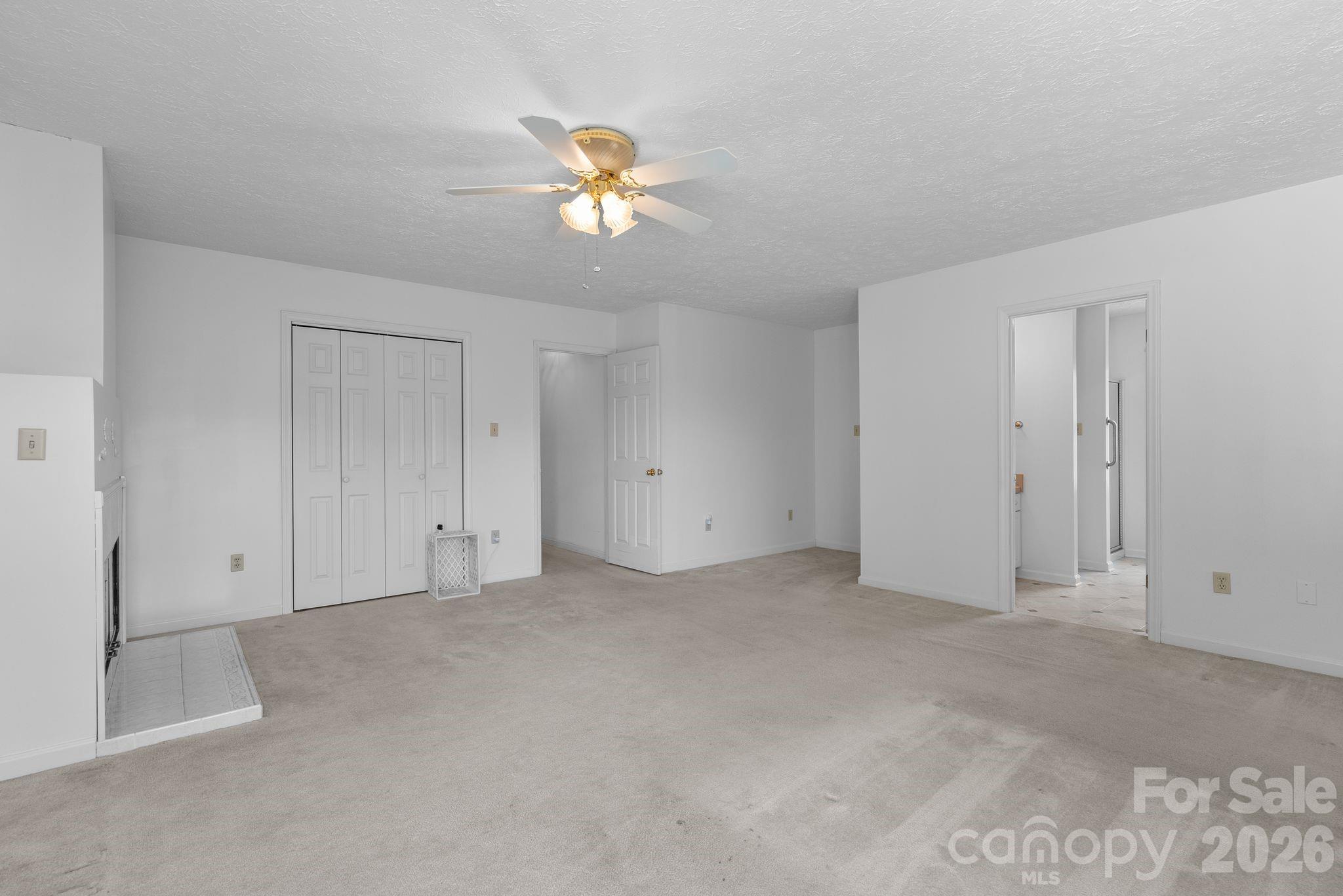 28 Song Bird Lane — Weaverville