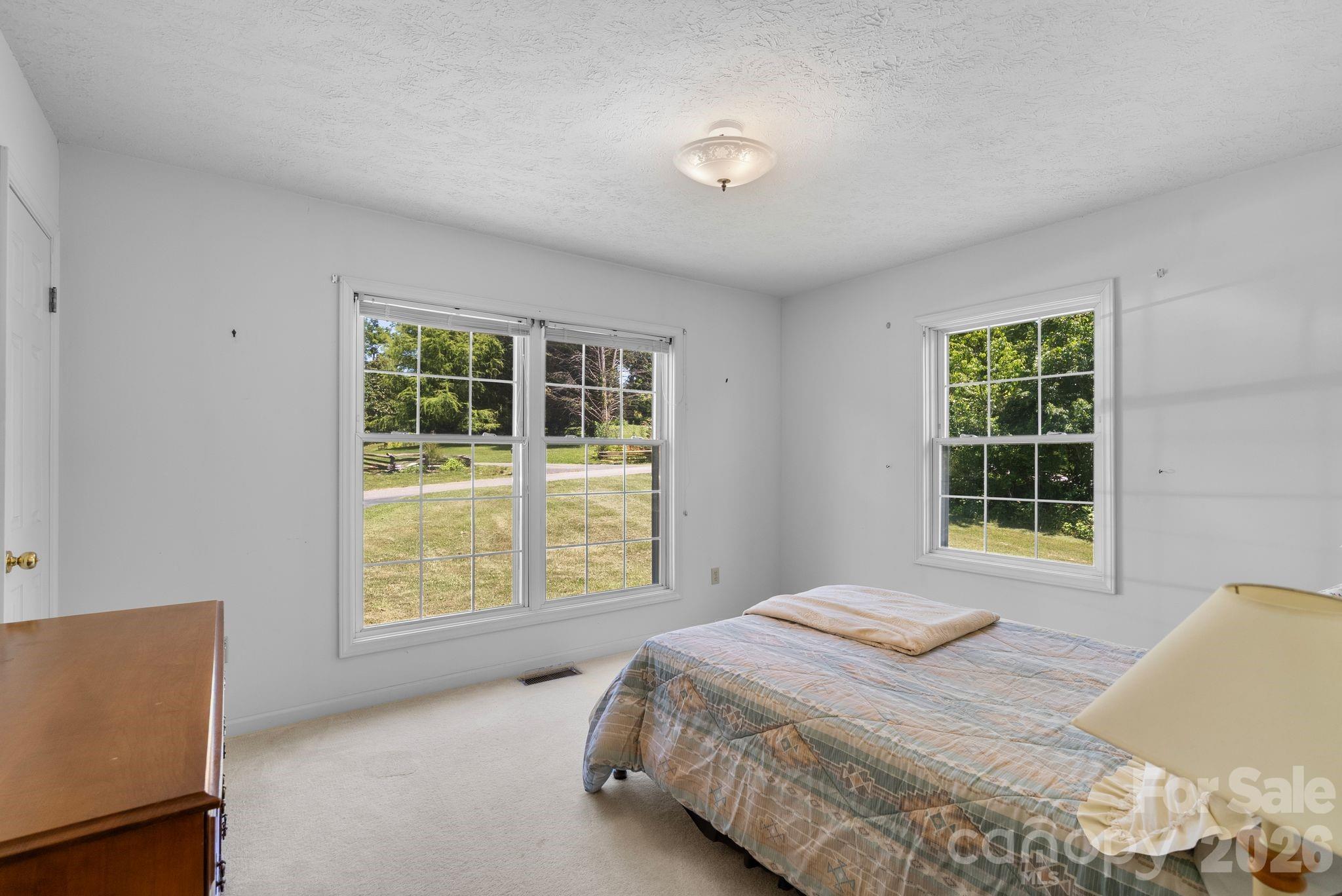 28 Song Bird Lane — Weaverville