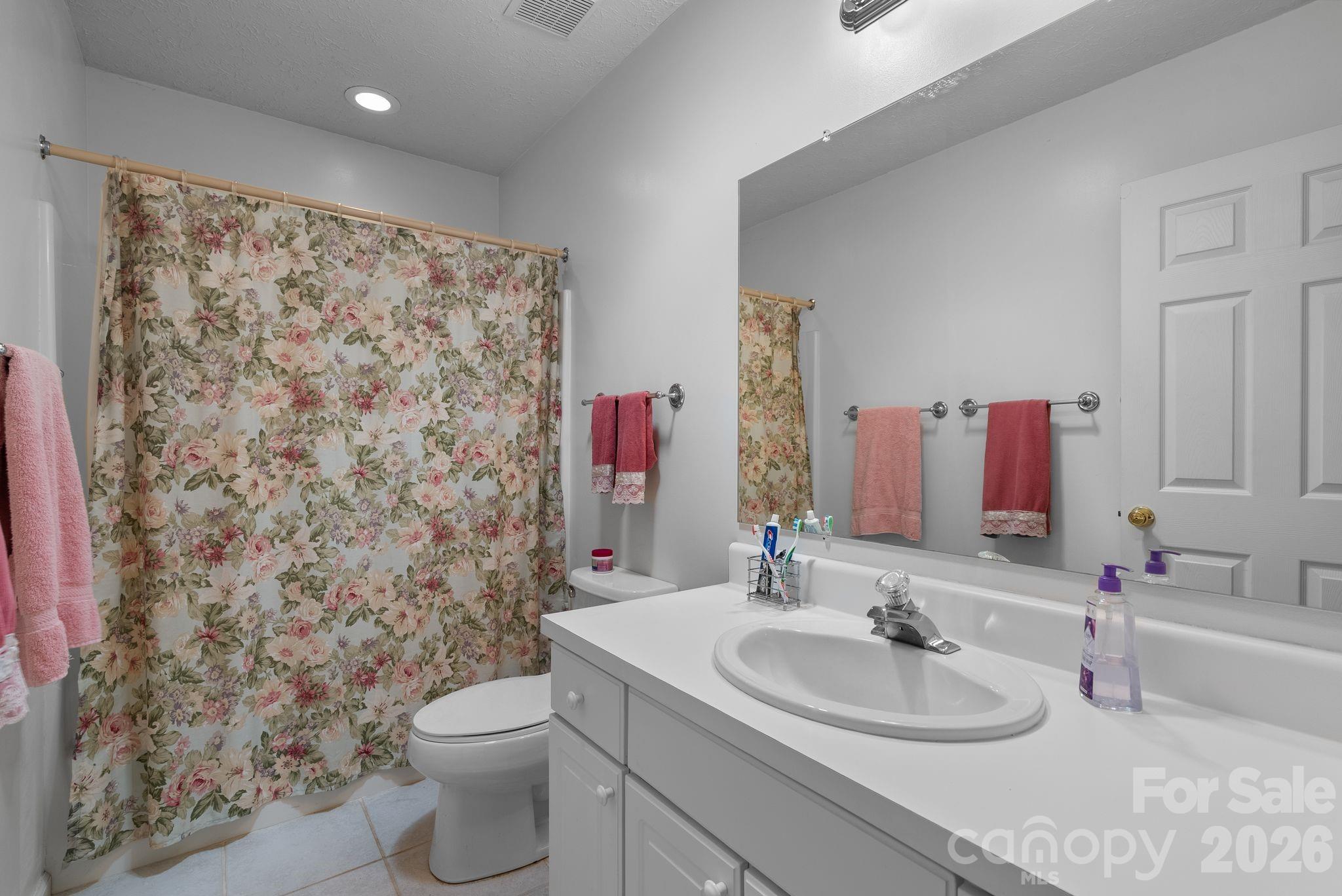 28 Song Bird Lane — Weaverville